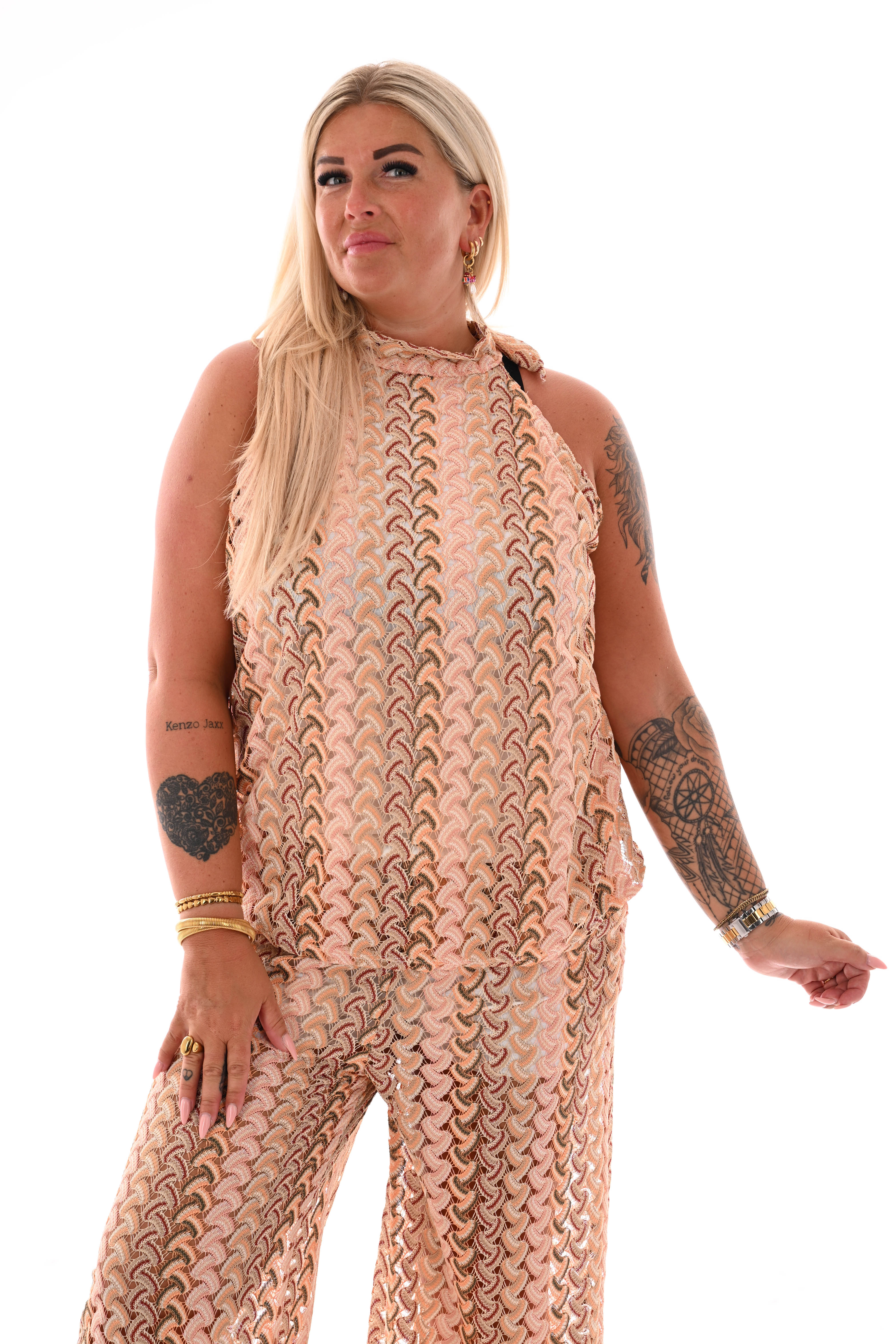 Tweedelig set halter top gehaakt lichtroze