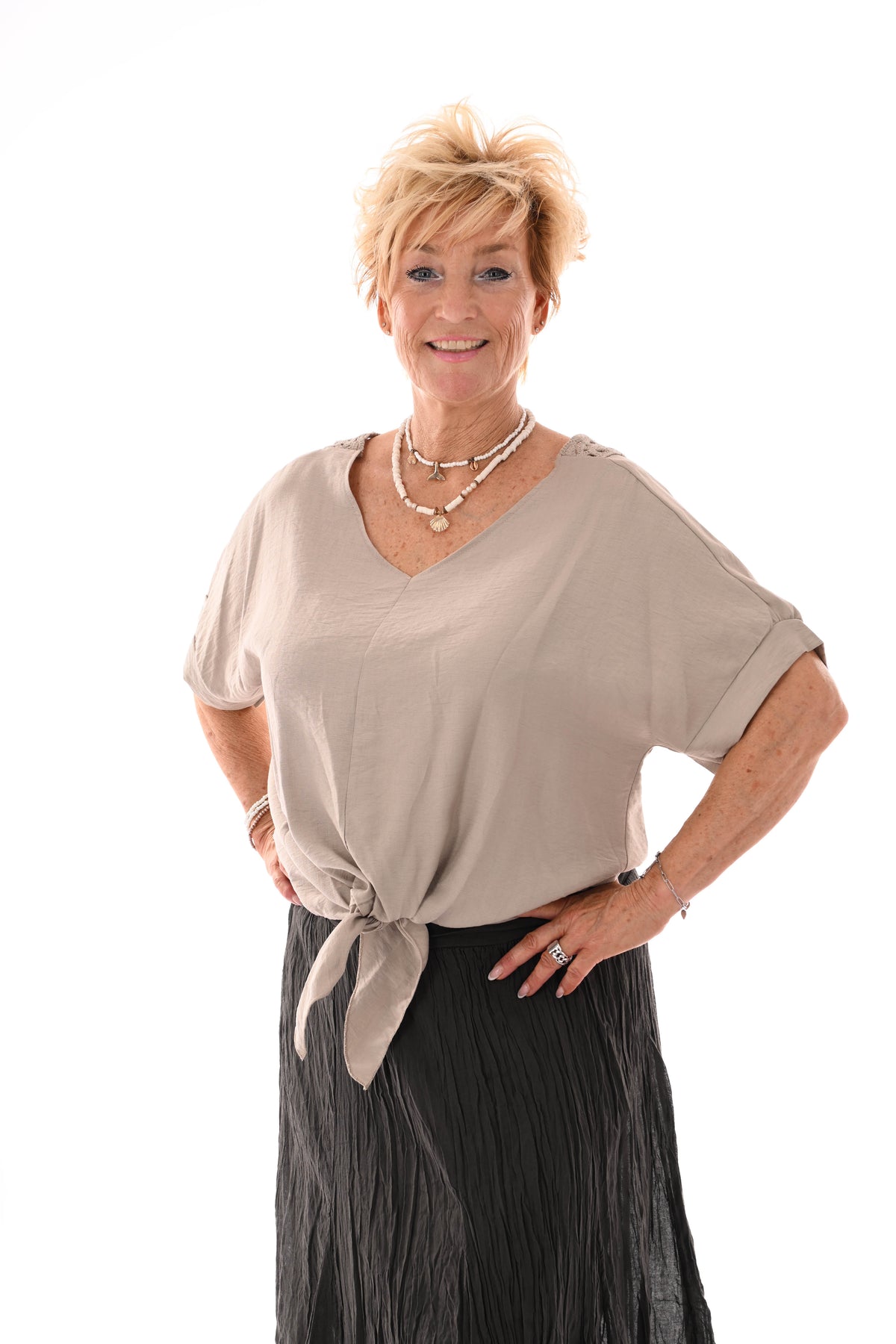 Top gehaakte rug met knoop taupe