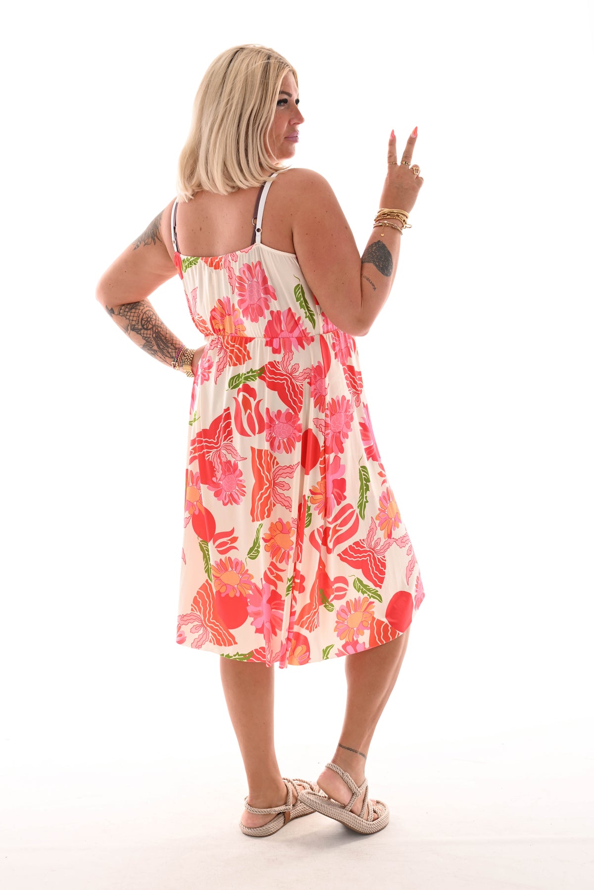 Korte jurk spaghetti bandjes bloemen print creme