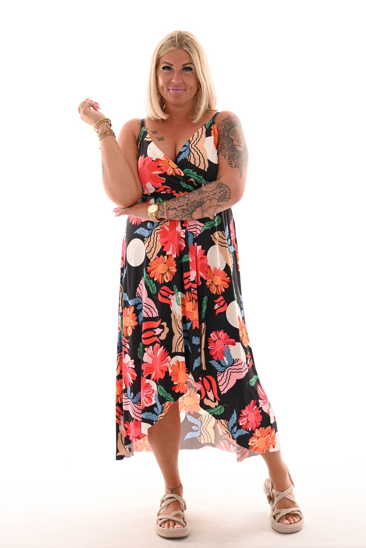 Lange jurk spaghetti bandjes bloemen print zwart