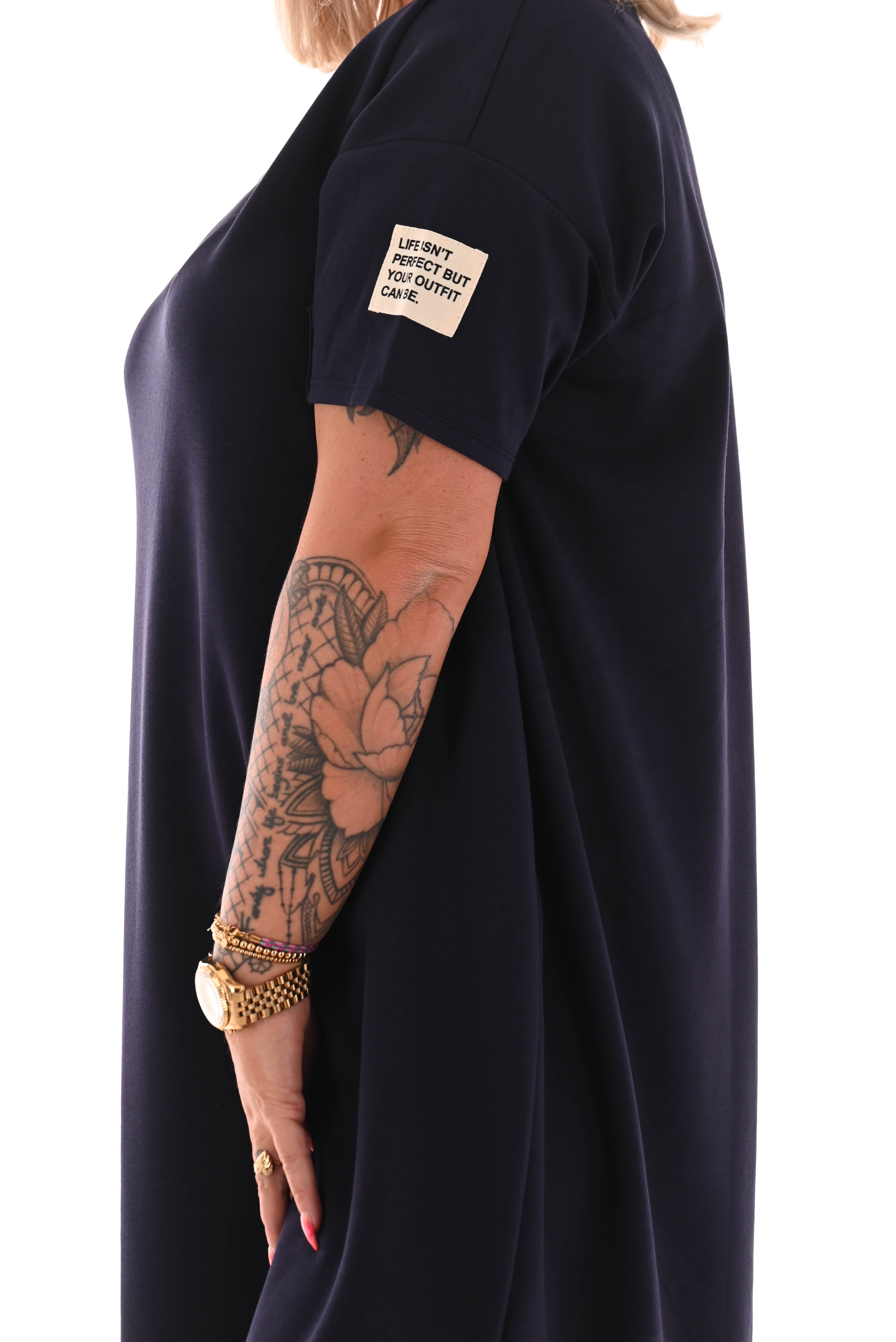 Sweaterdress v-hals korte mouwen applicatie marineblauw