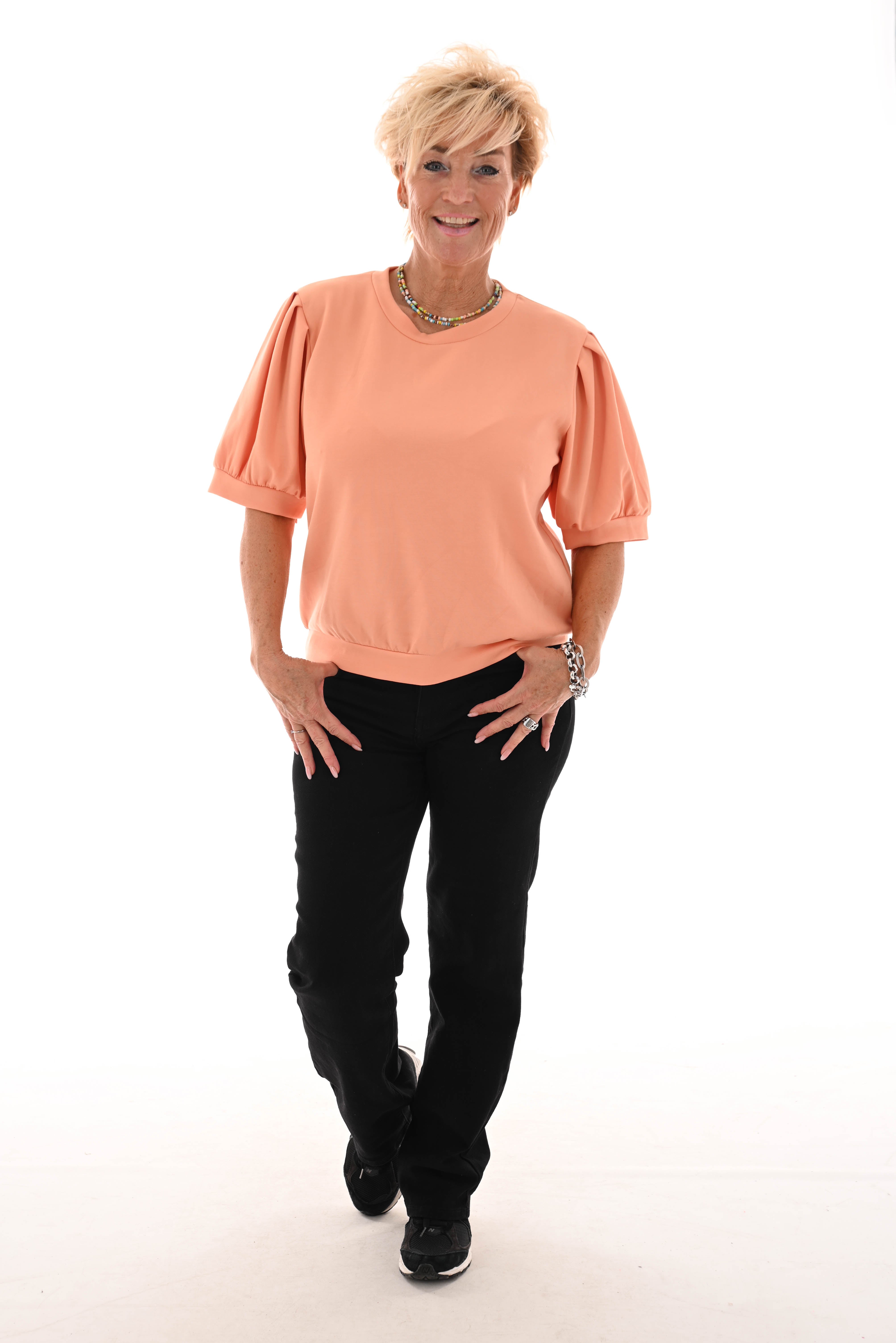 Sweater korte pofmouwen peach