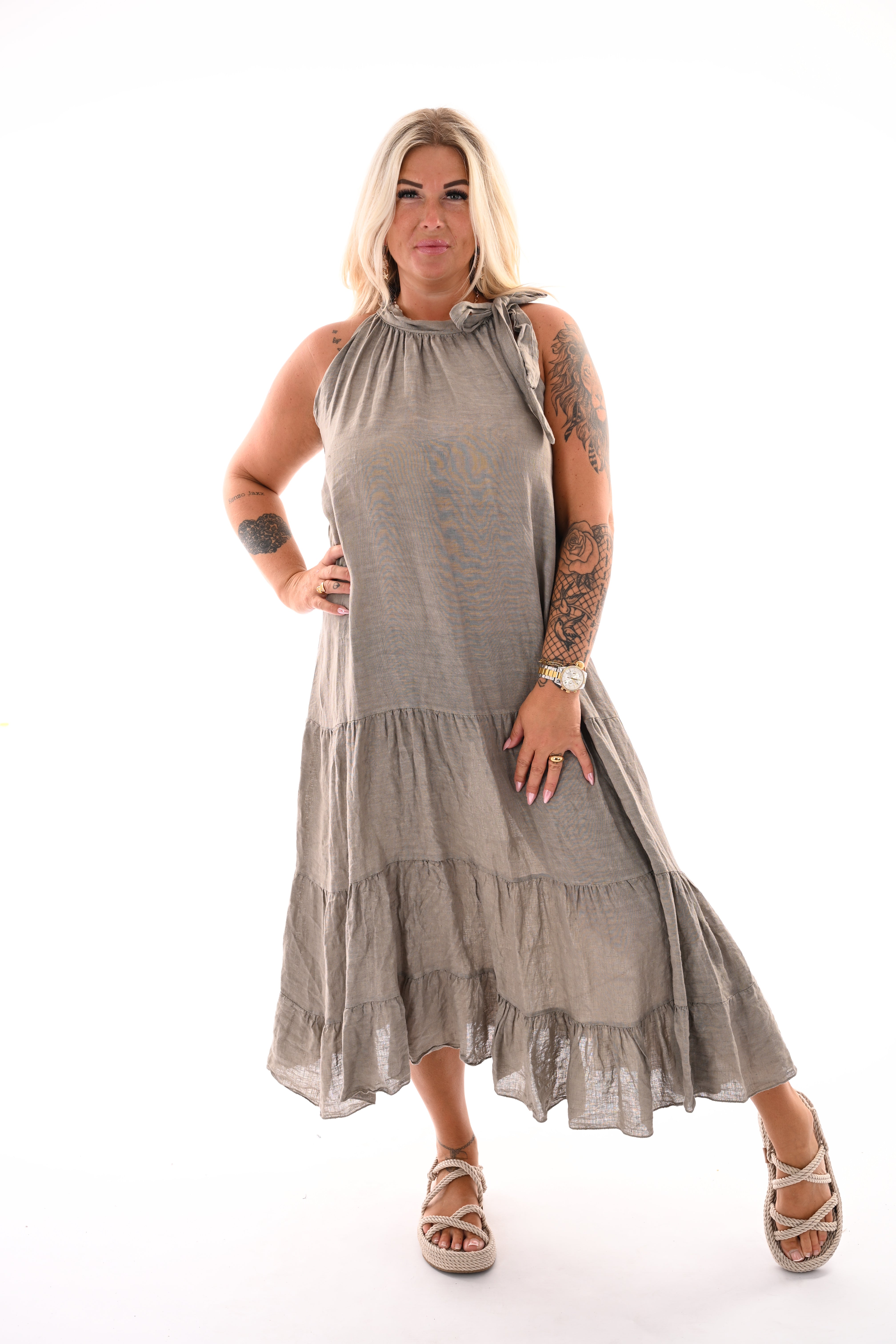 Lange jurk halter knoop taupe