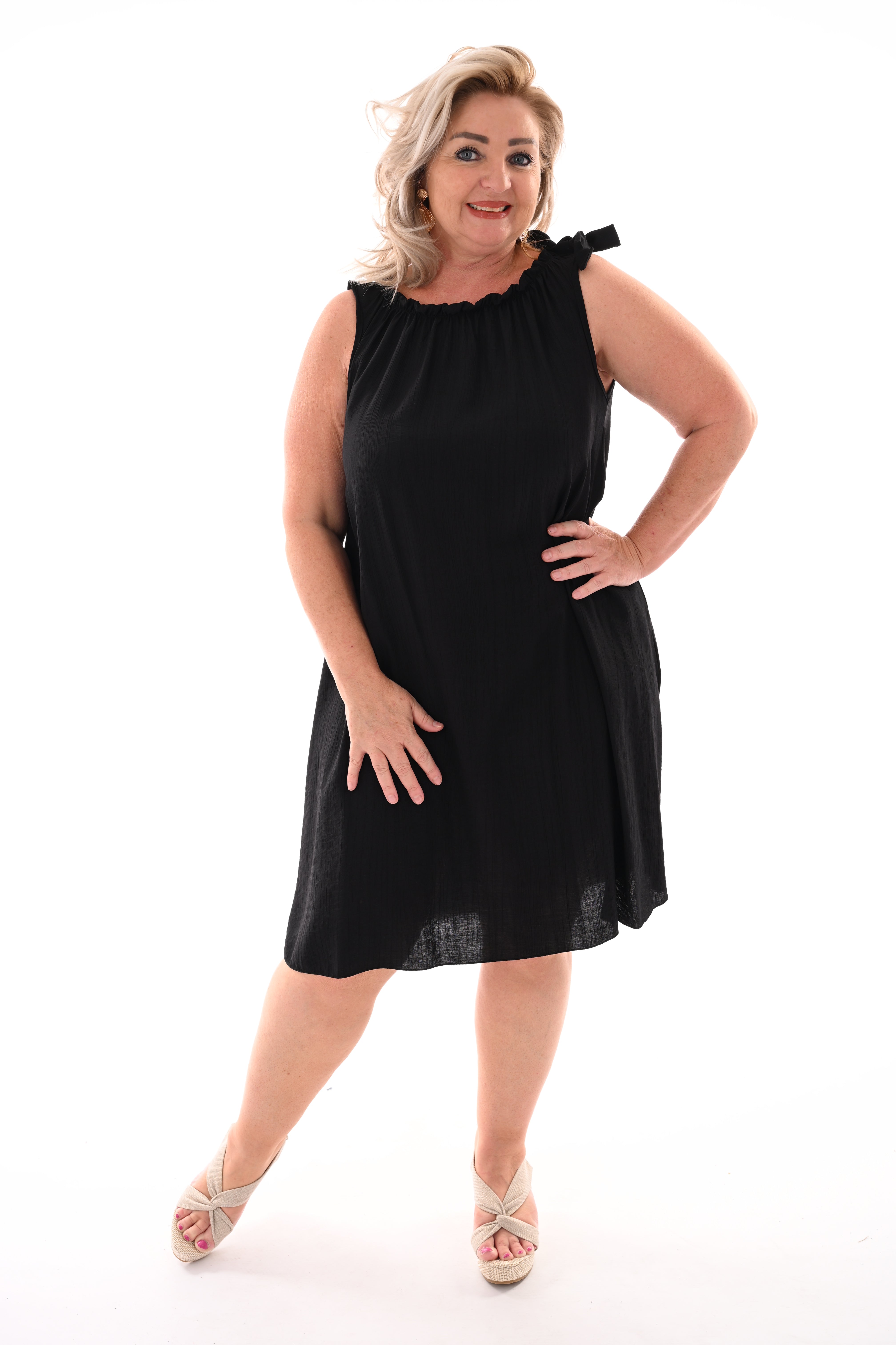 Jurk mouwloos met strik detail zwart