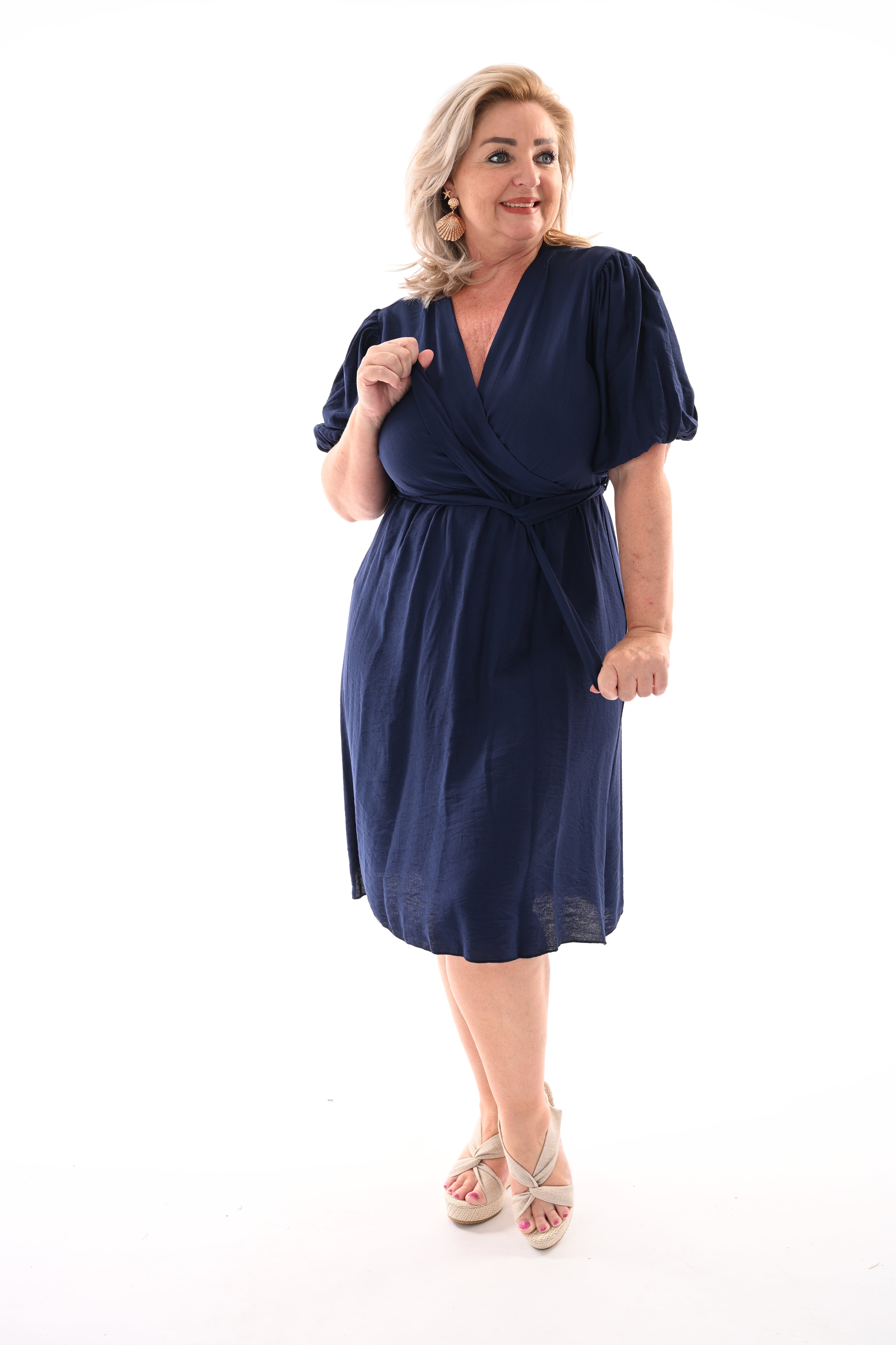 Korte jurk met ceintuur marineblauw
