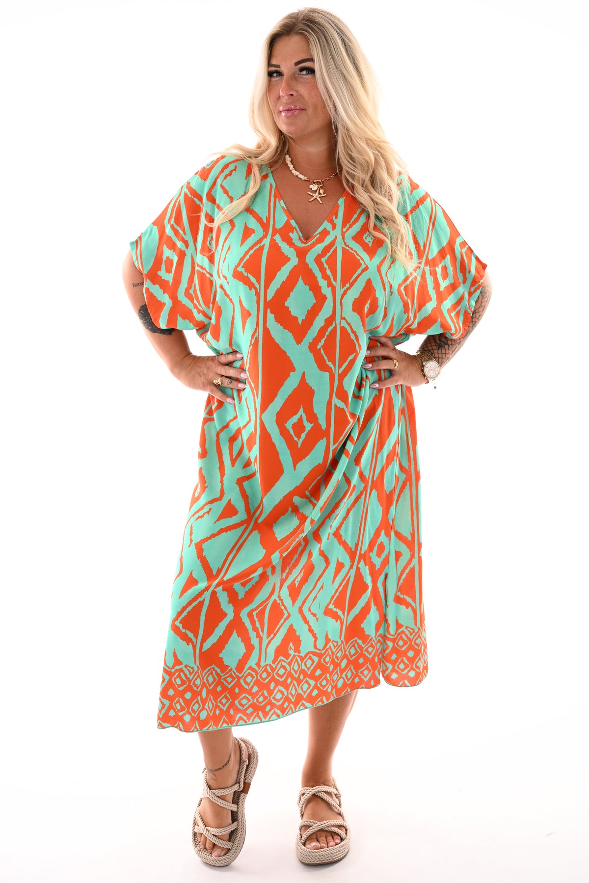 Lange jurk v-hals met ruiten turquoise/oranje