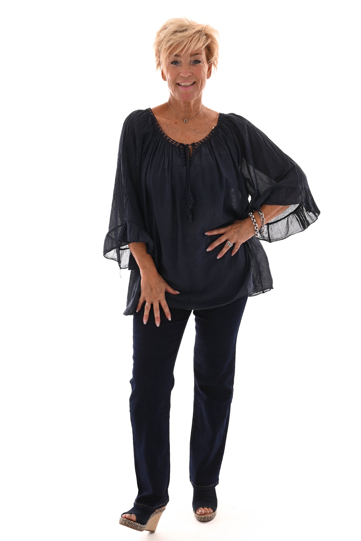 Top gehaakte rand trompetmouwen marineblauw