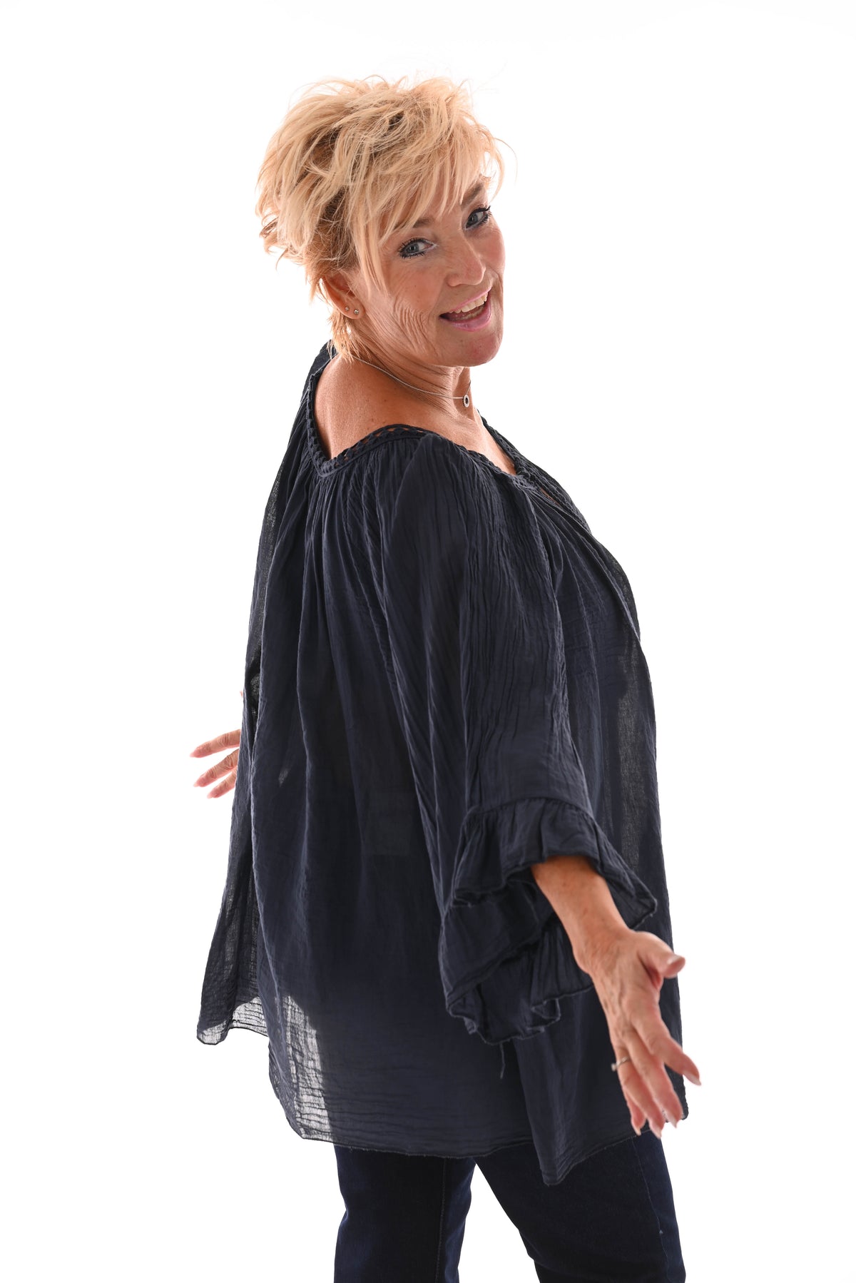 Top gehaakte rand trompetmouwen marineblauw