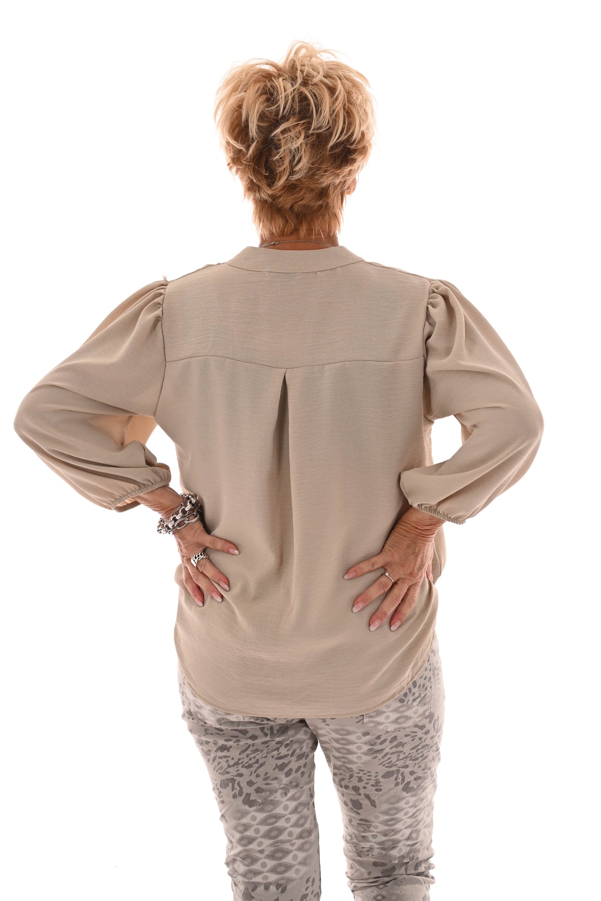 Top lange mouwen v-hals uni beige