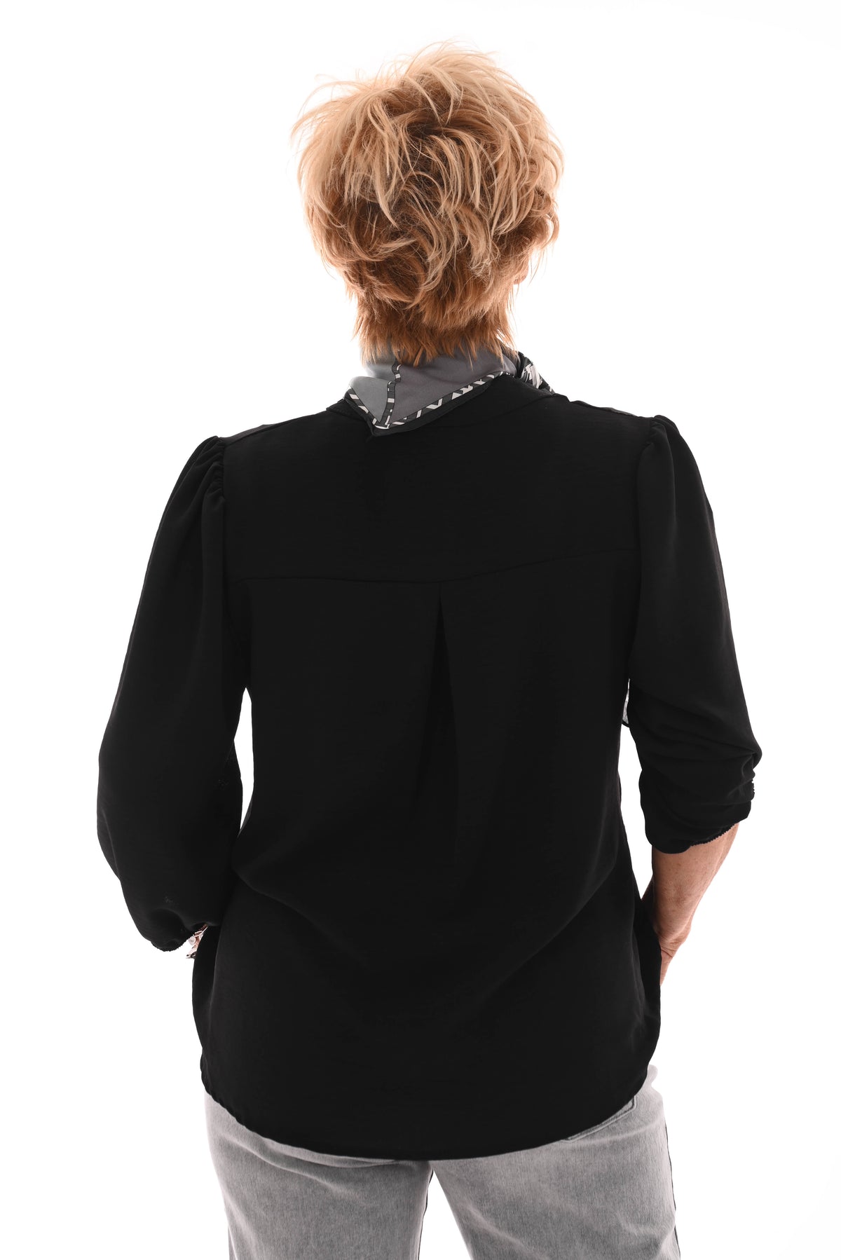 Top lange mouwen v-hals uni zwart