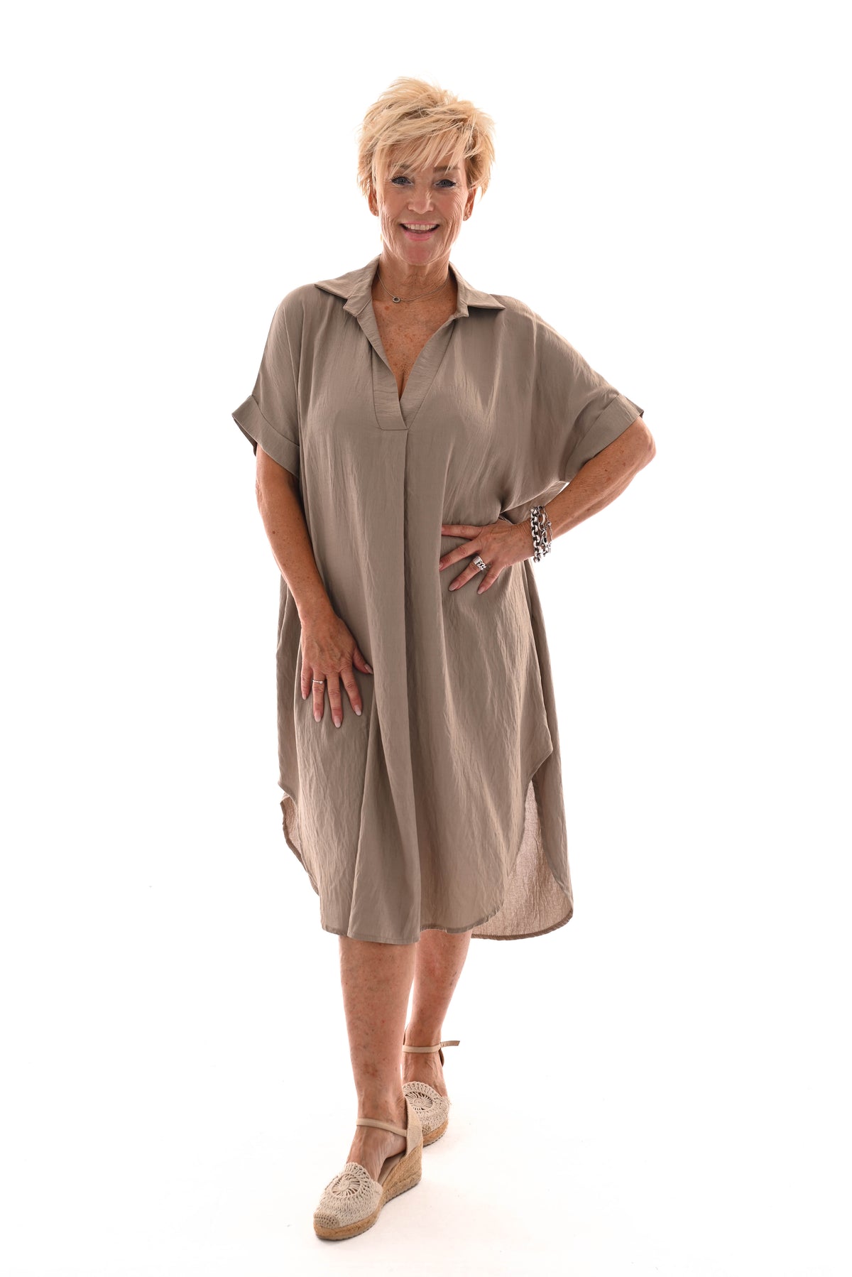 Tuniek v-hals met kraag uni taupe