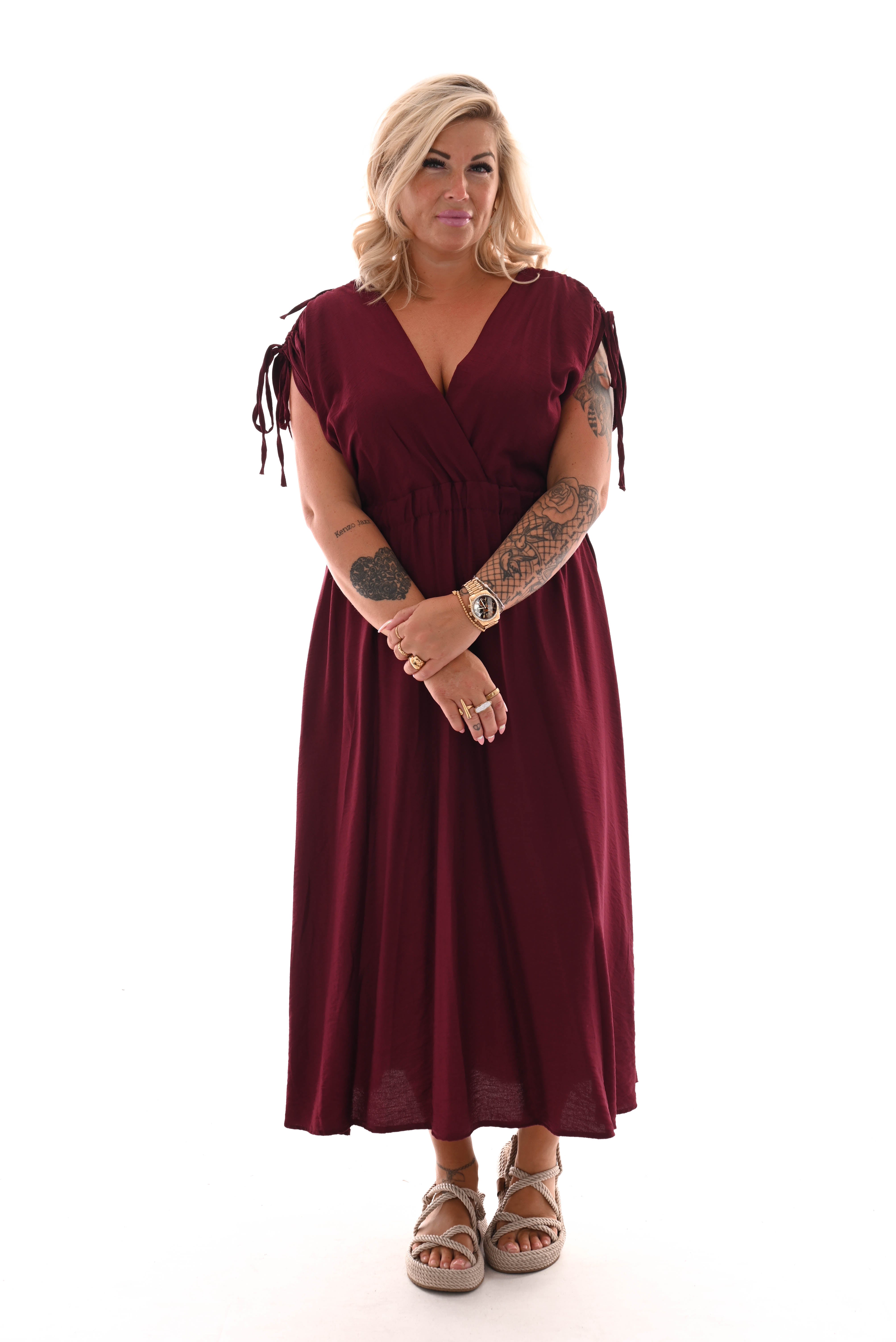 Lange jurk strik mouwen bordeaux
