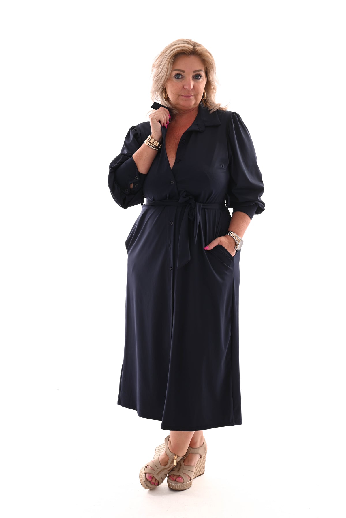 Lange travel jurk doorknoop met ceintuur marineblauw