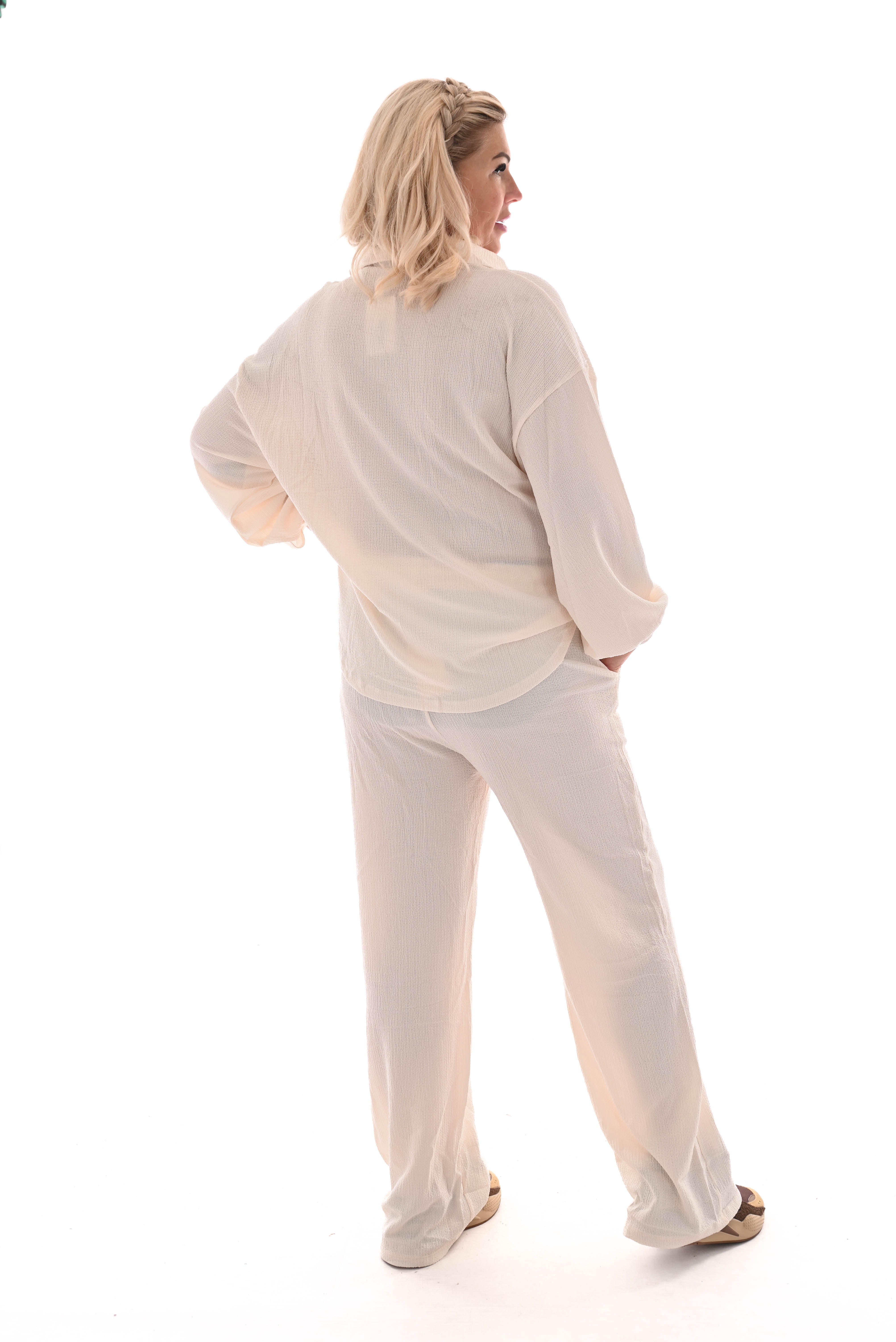 Tweedelig pak crepe doorknoop blouse creme
