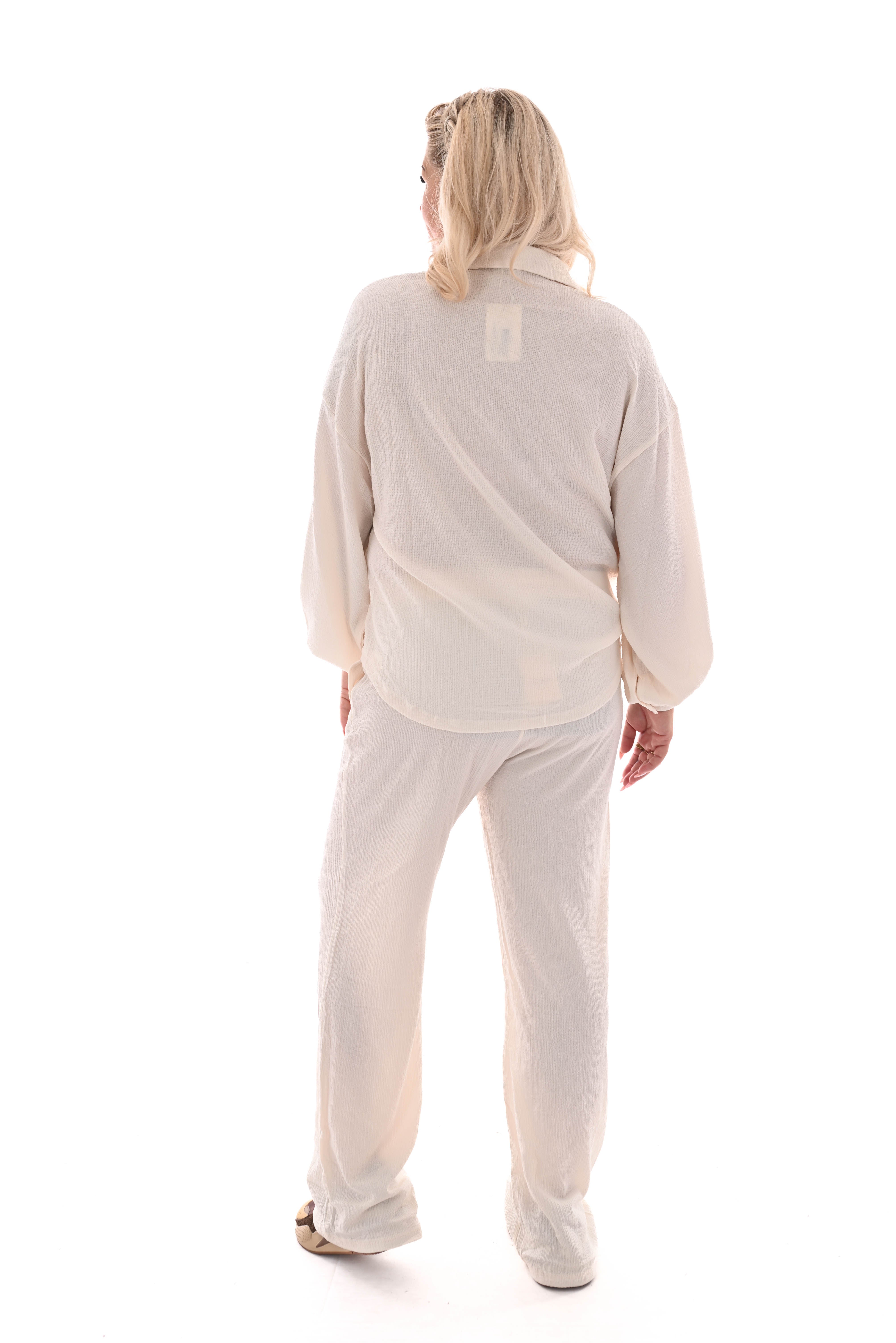 Tweedelig pak crepe doorknoop blouse creme