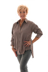 Gestreepte blouse open rug 'Love me' bruin