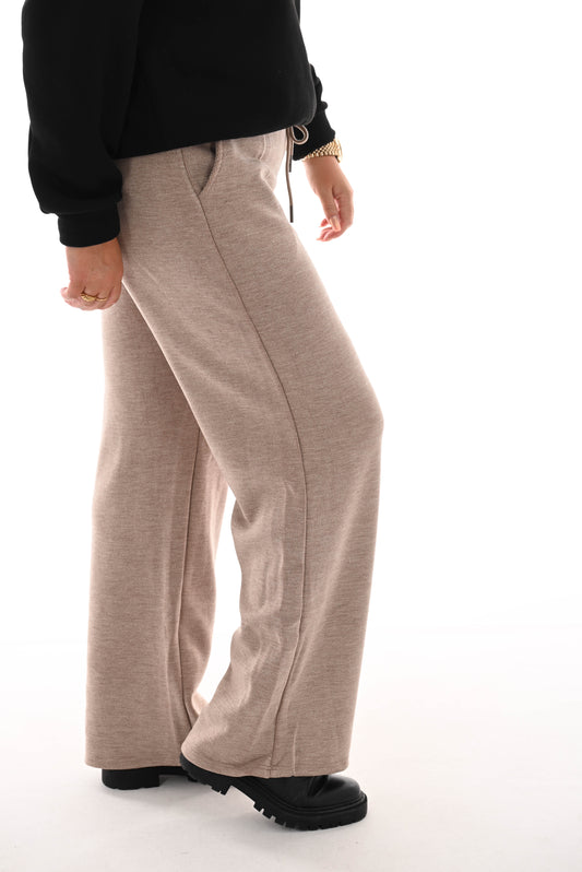 Rib straight leg joggingsbroek met thermo beige