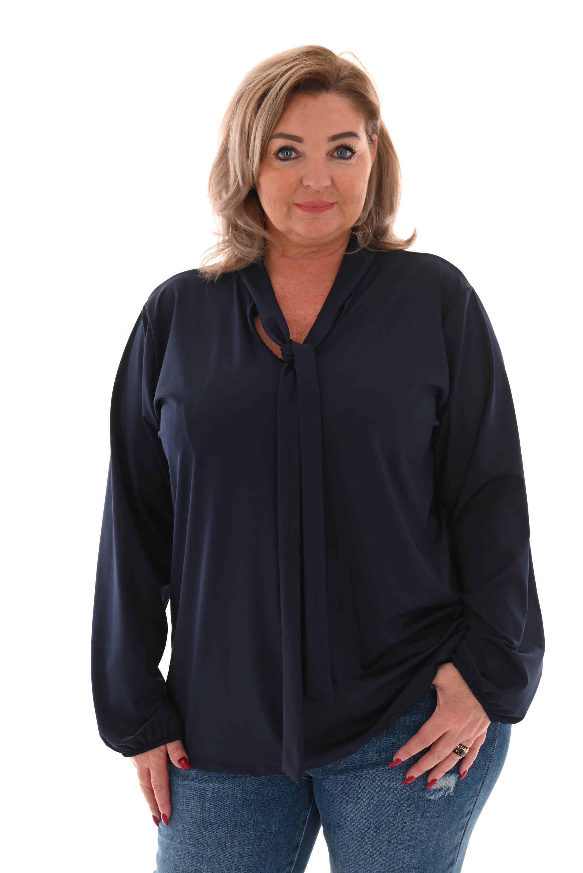 Travel blouse met strik uni marineblauw