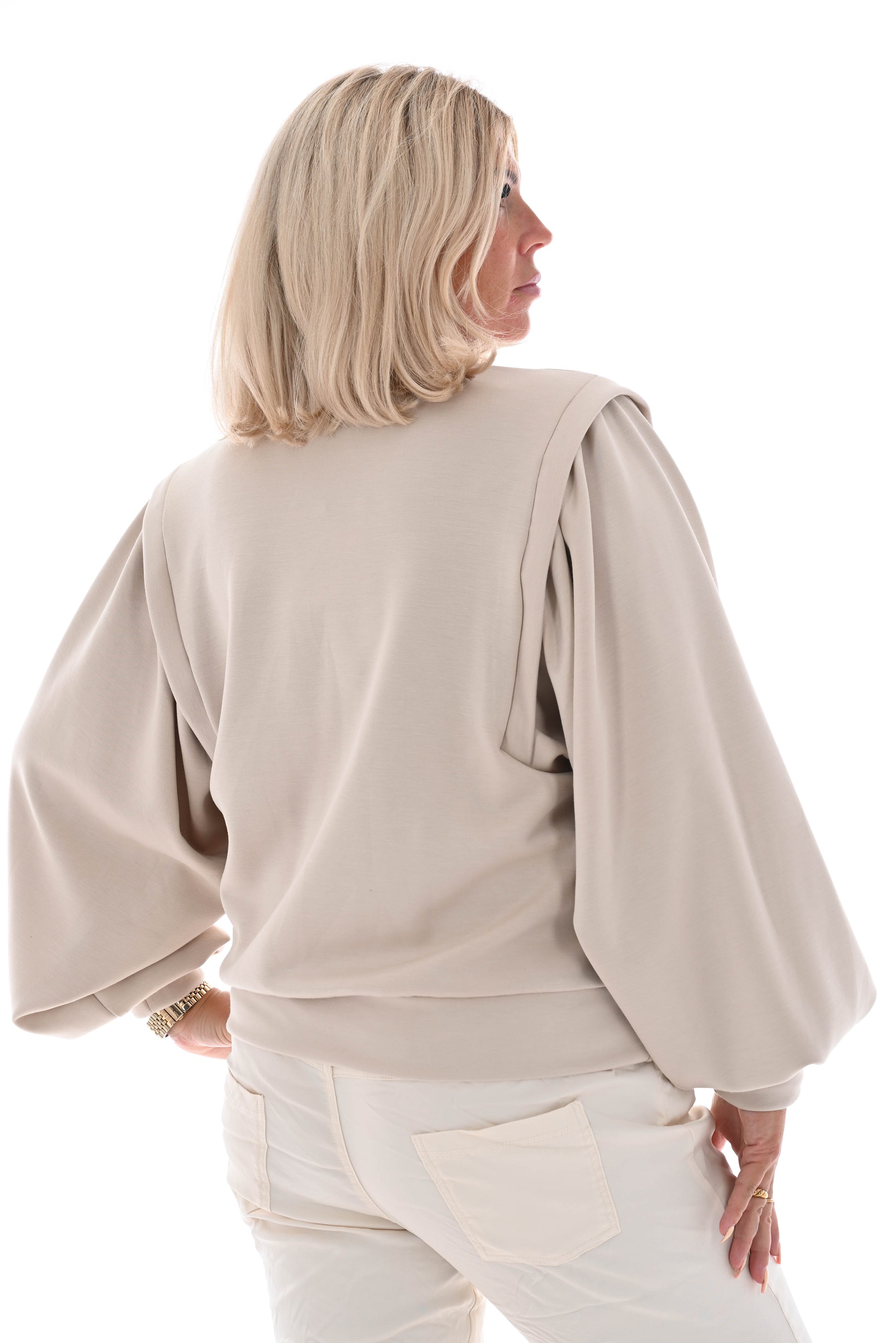 Sweater volante beige