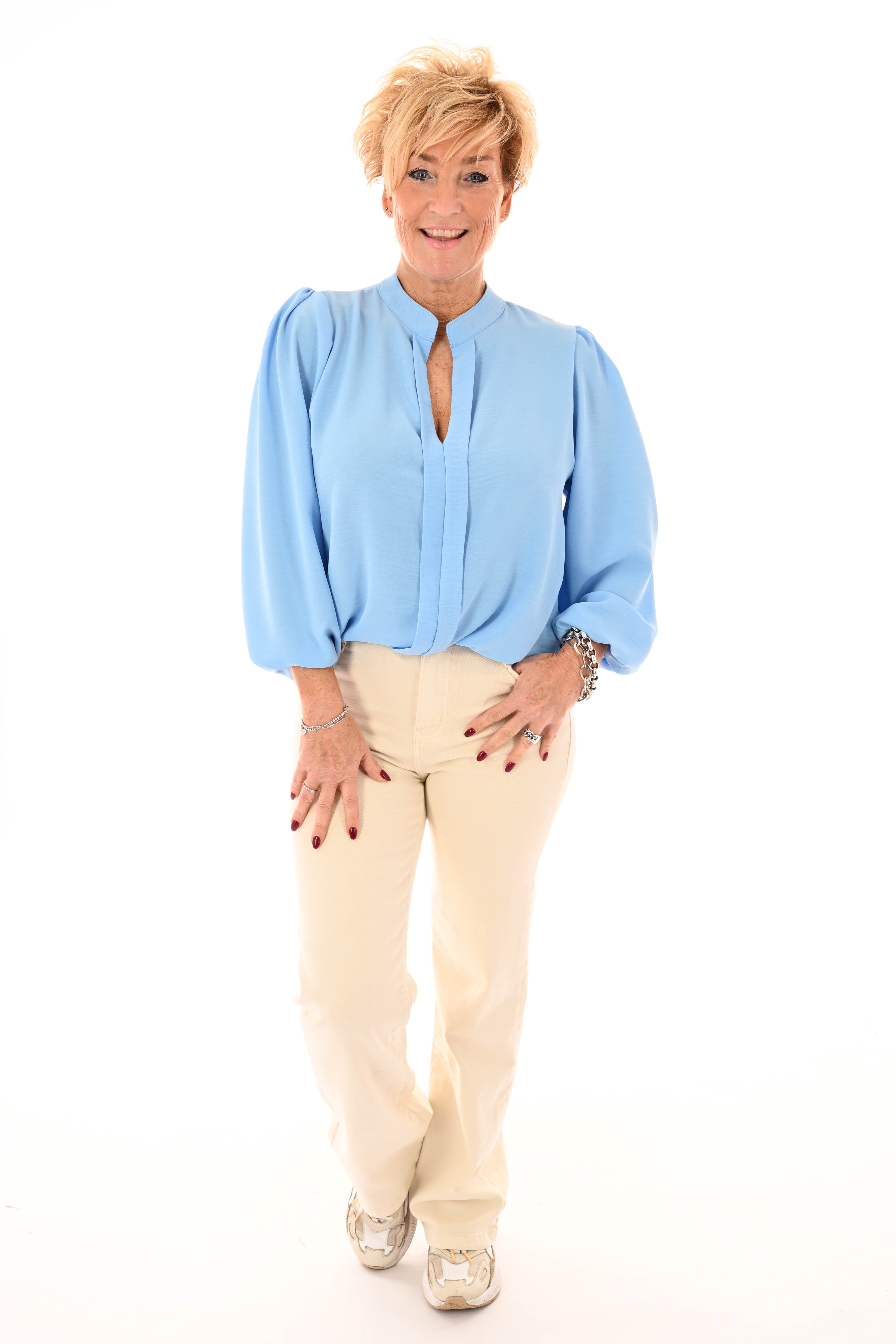 Top lange mouwen v-hals uni lichtblauw