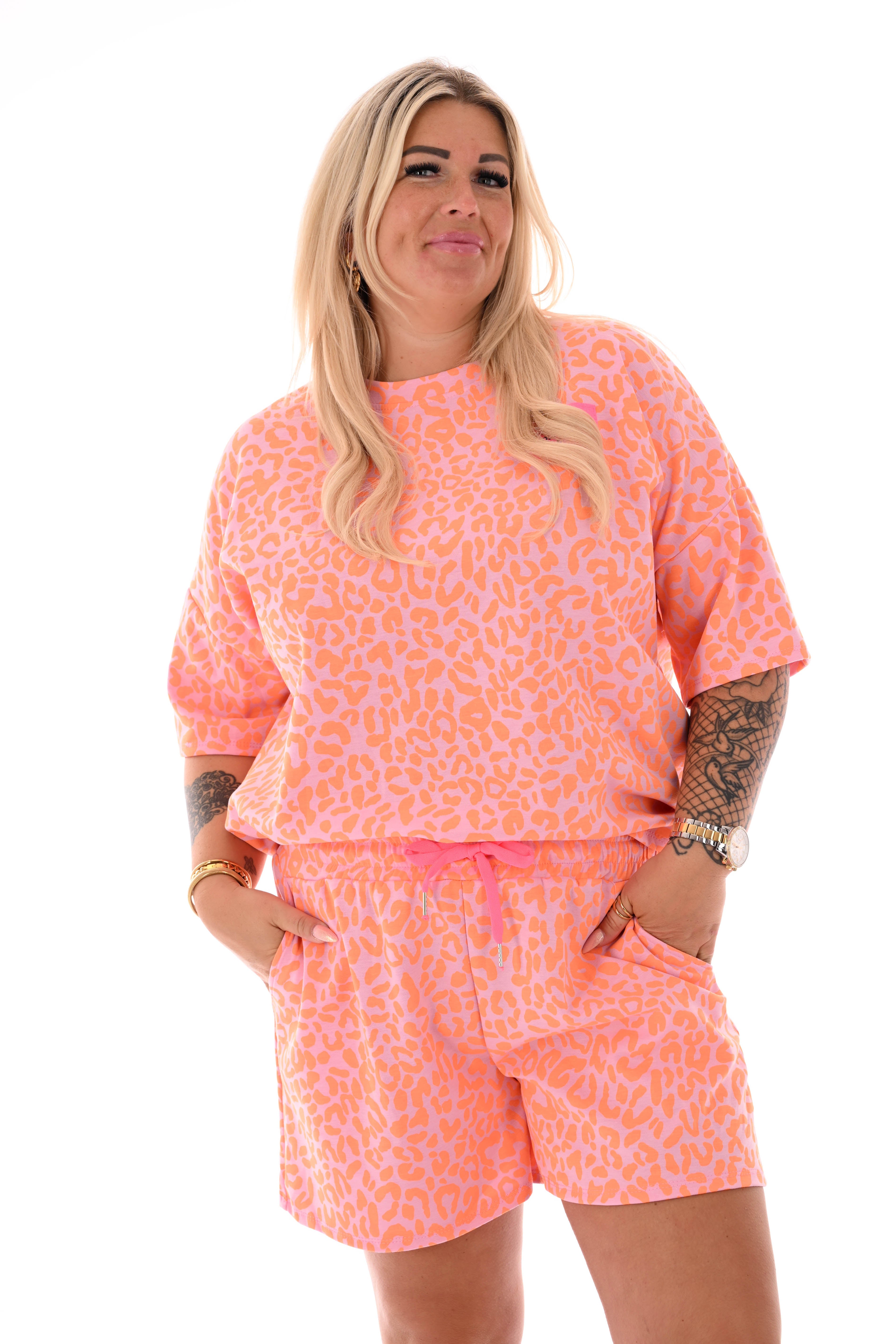 Twinset panterprint met applicatie roze/oranje