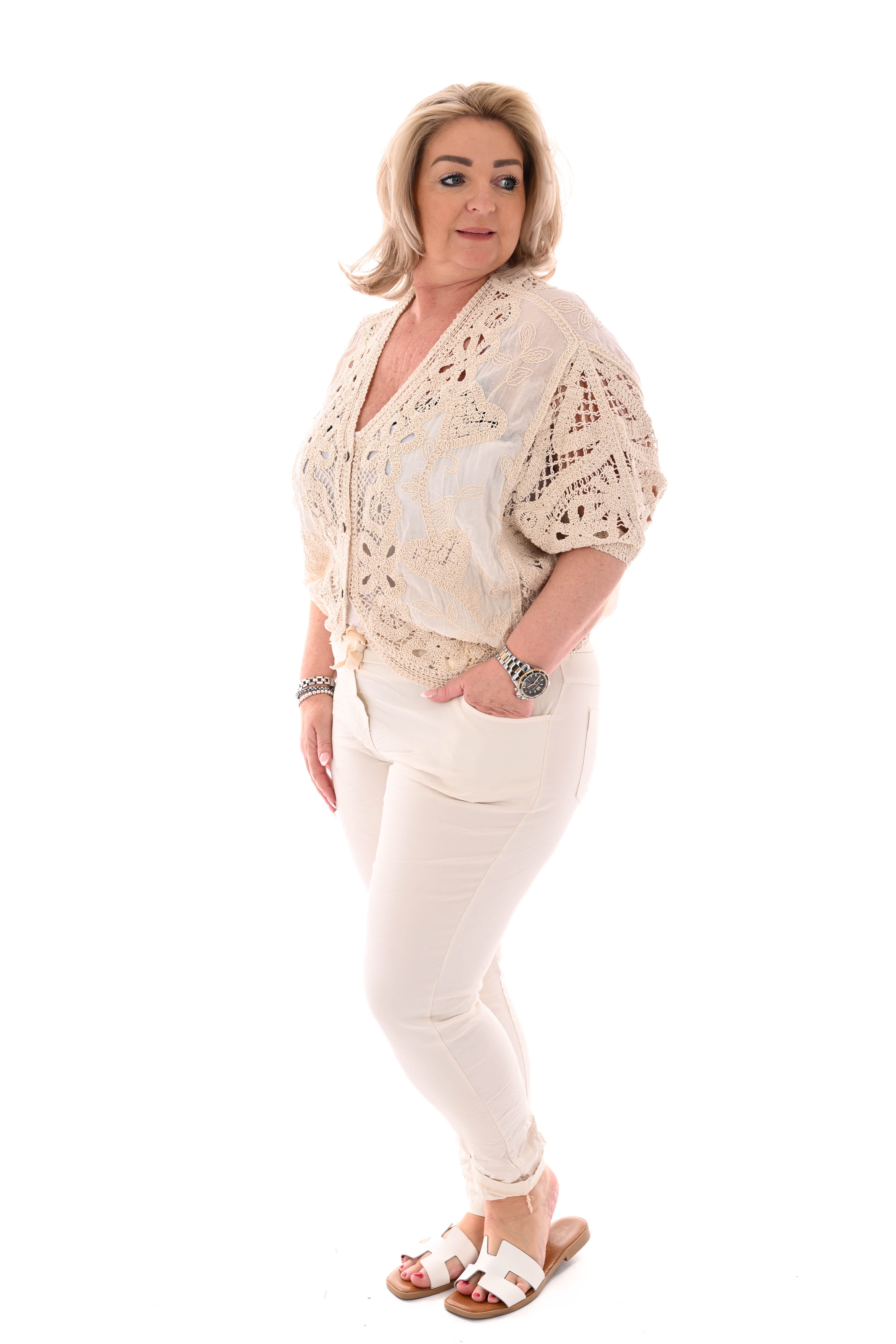 Kort gehaakt vestje beige