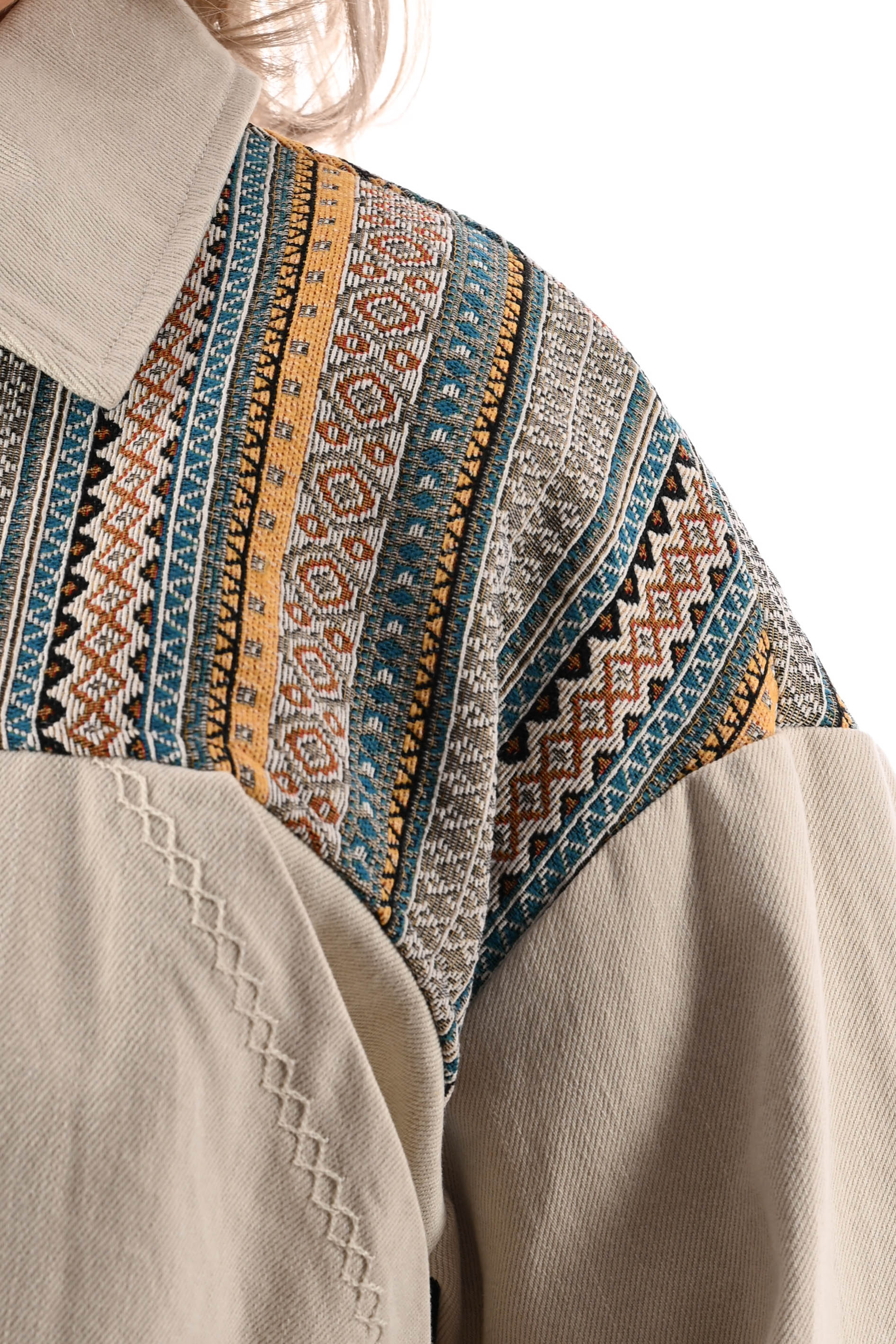 Oversized jas aztec borduursels beige