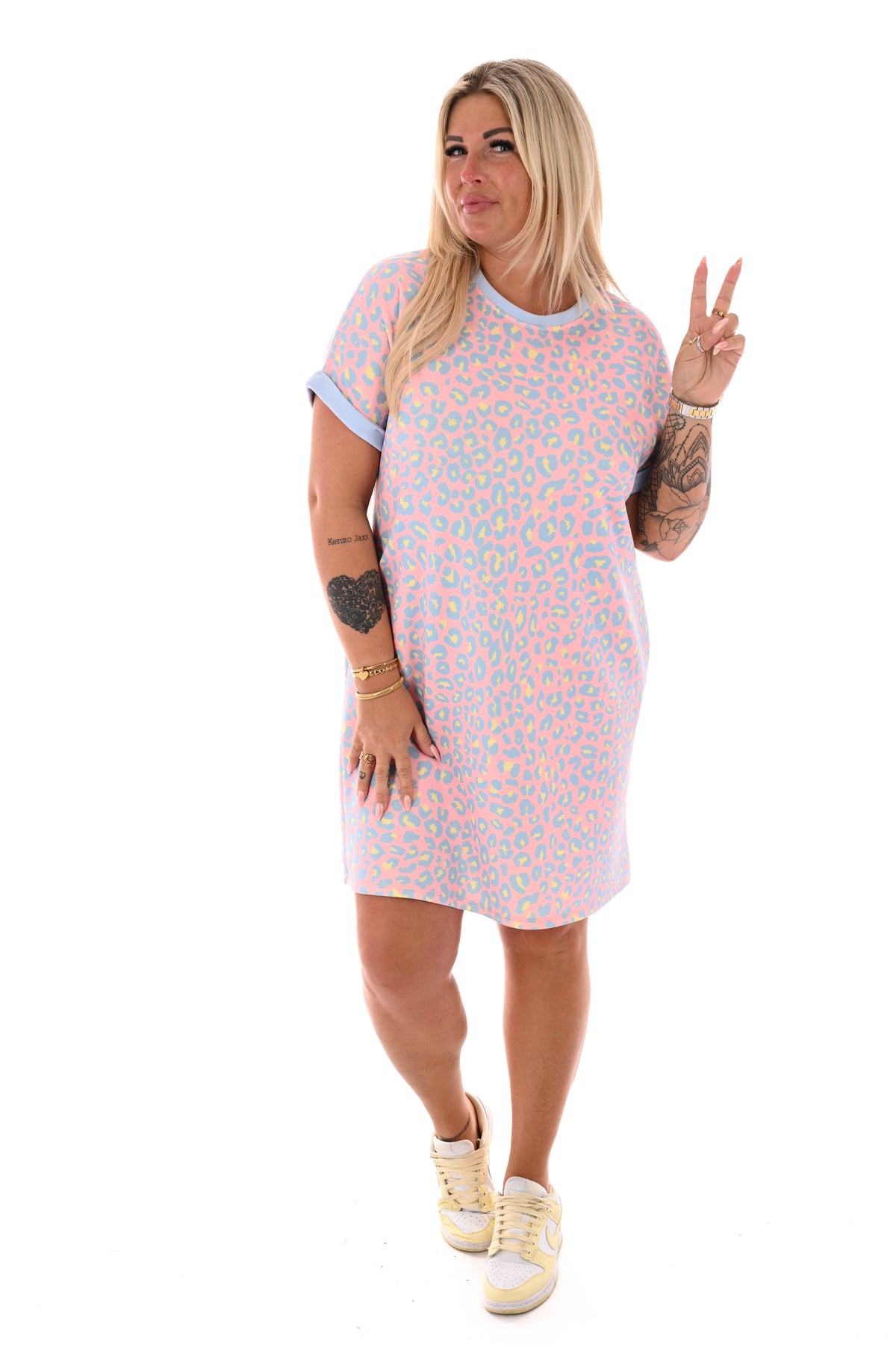Sweaterdress panterprint korte mouwen lichtblauw