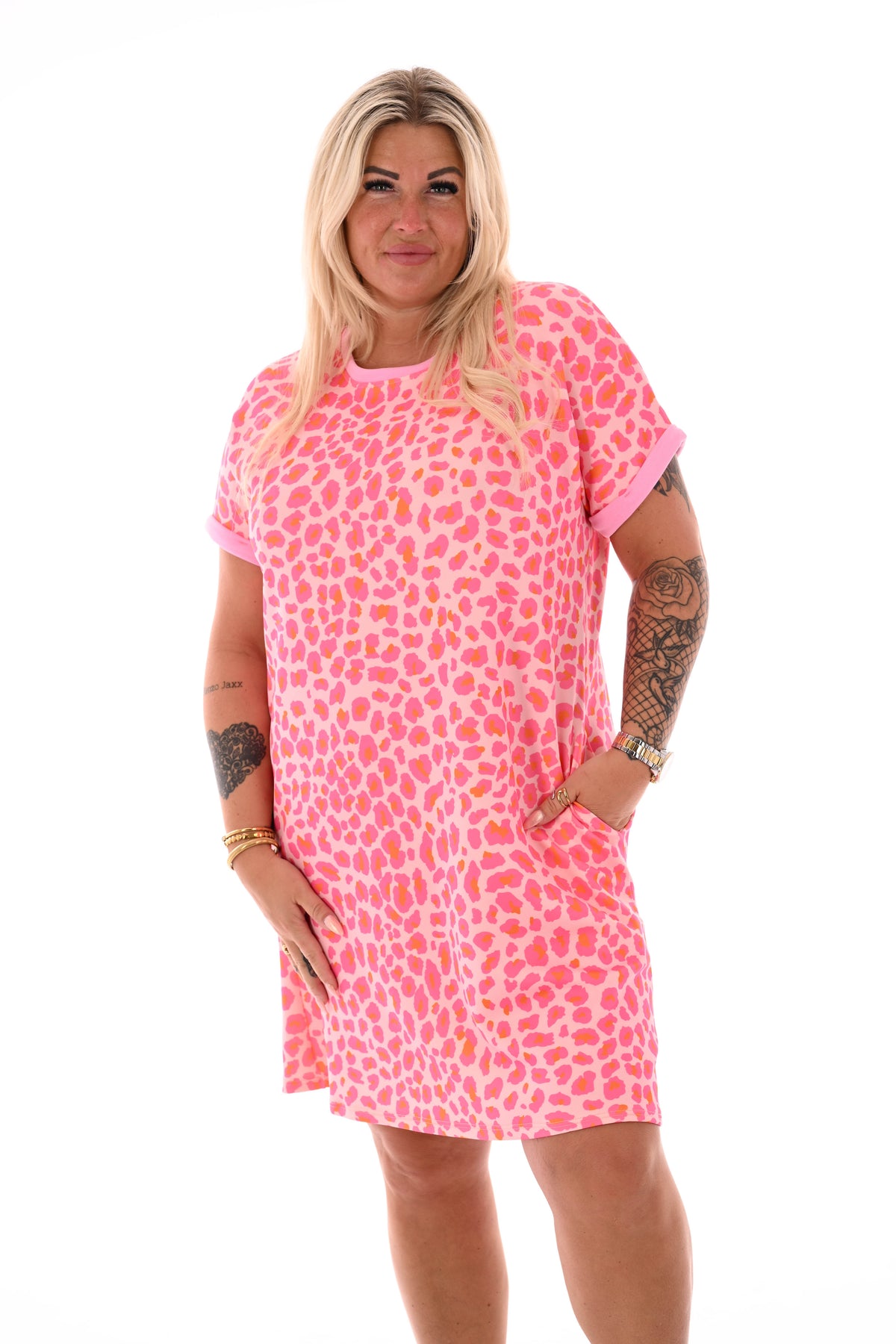 Sweaterdress panterprint korte mouwen oranje