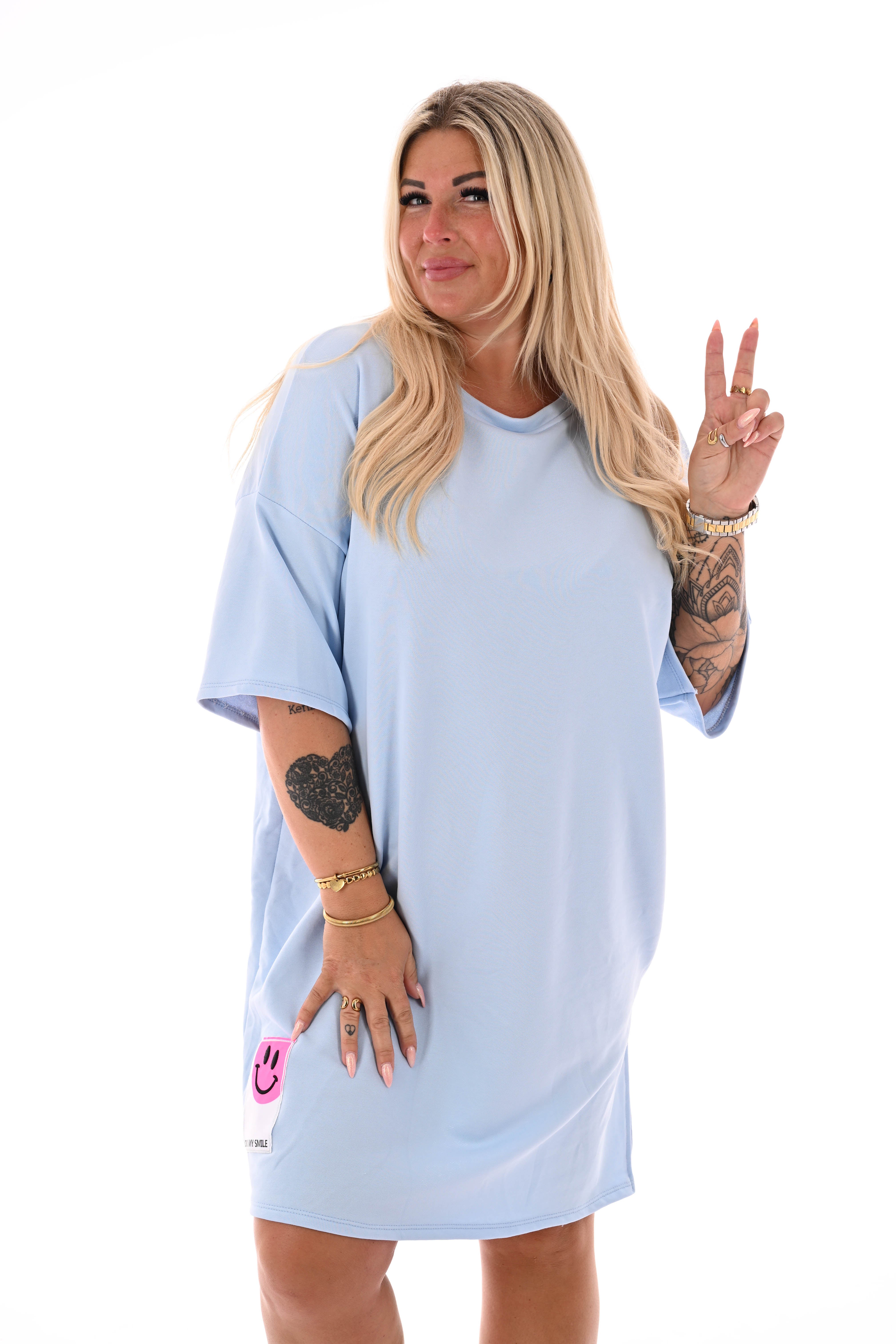 Sweaterdress smiley lichtblauw