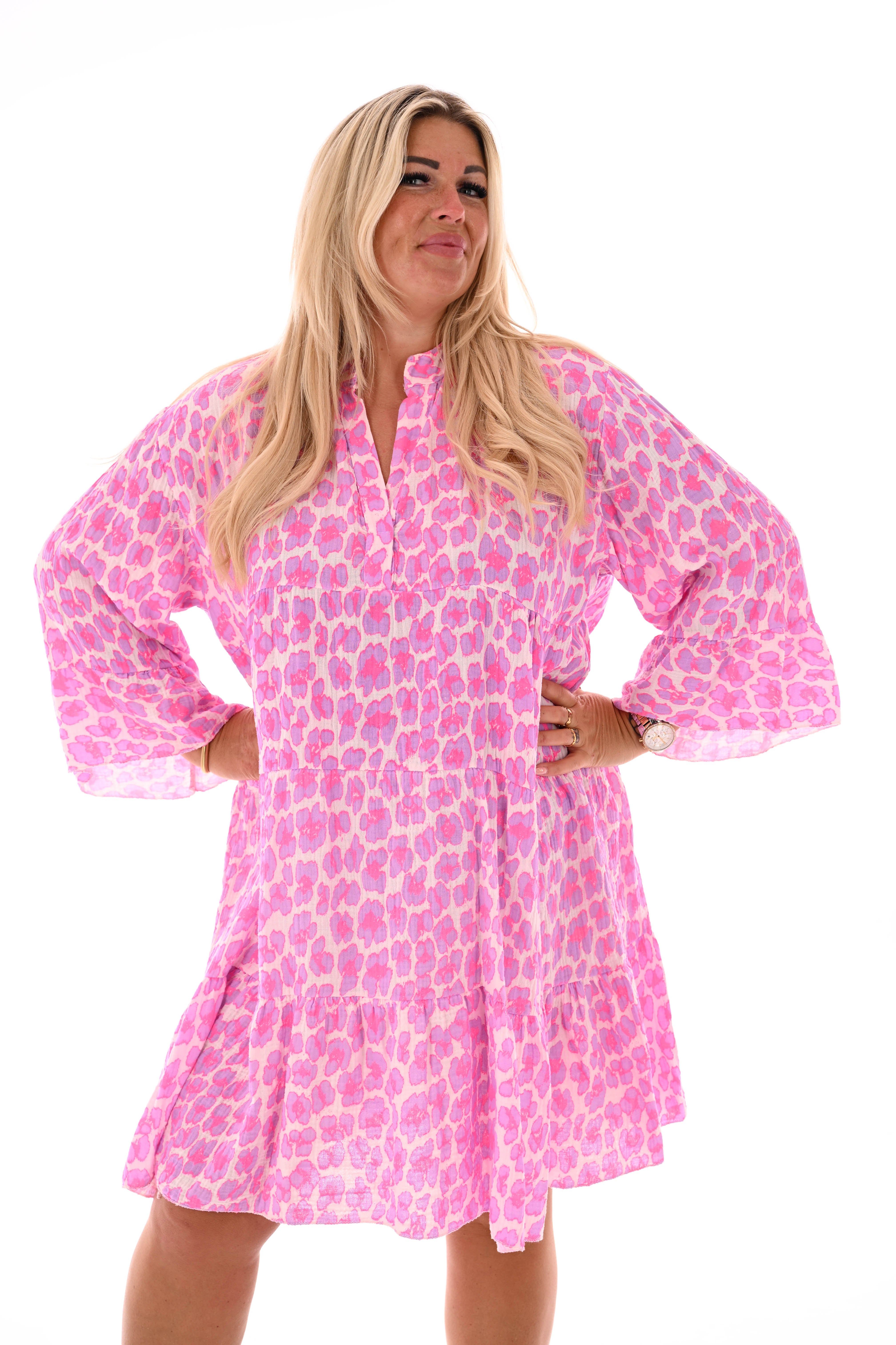 Korte jurk v-hals stroken panterprint lila/felroze