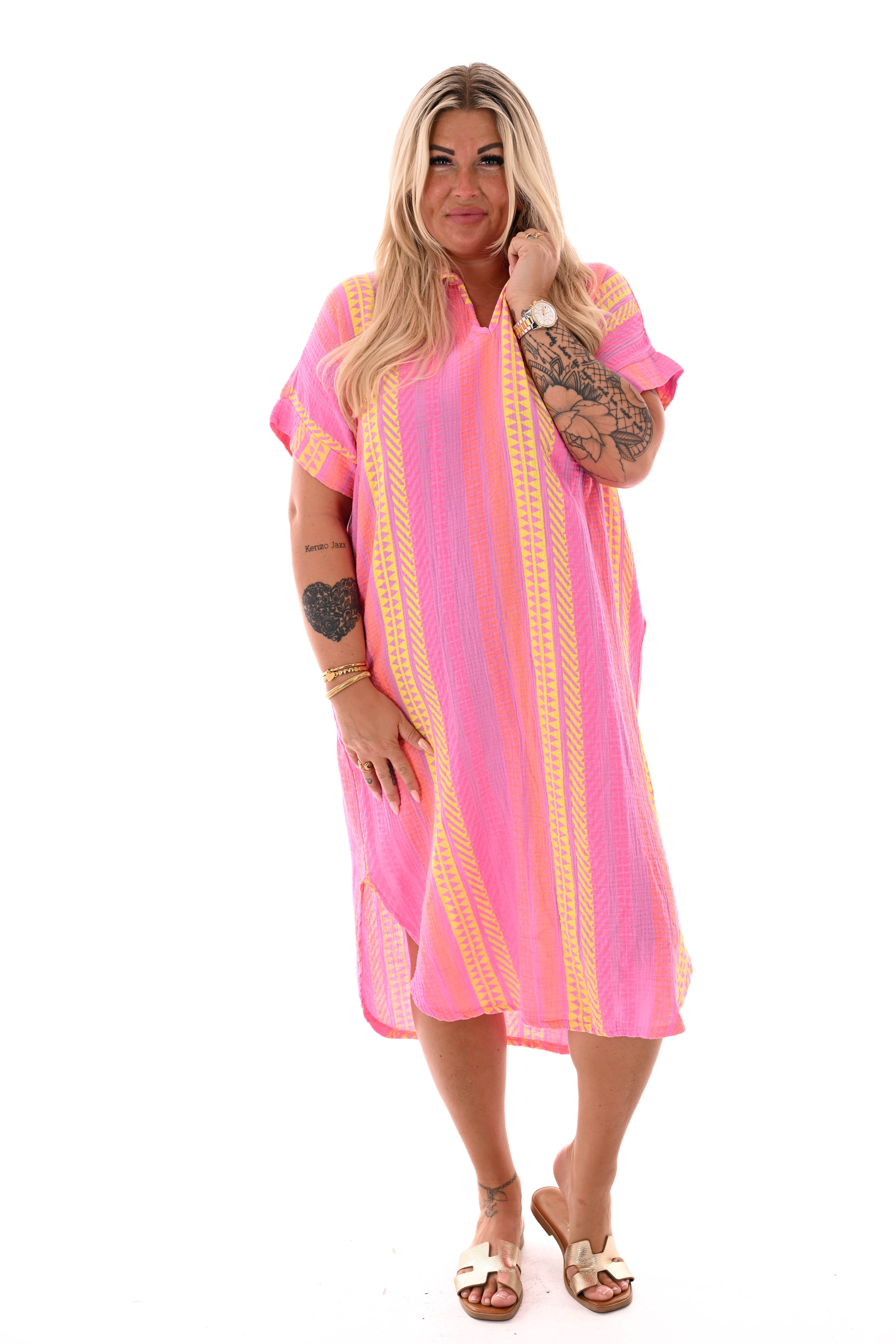 Wafel jurk v-hals aztec print roze