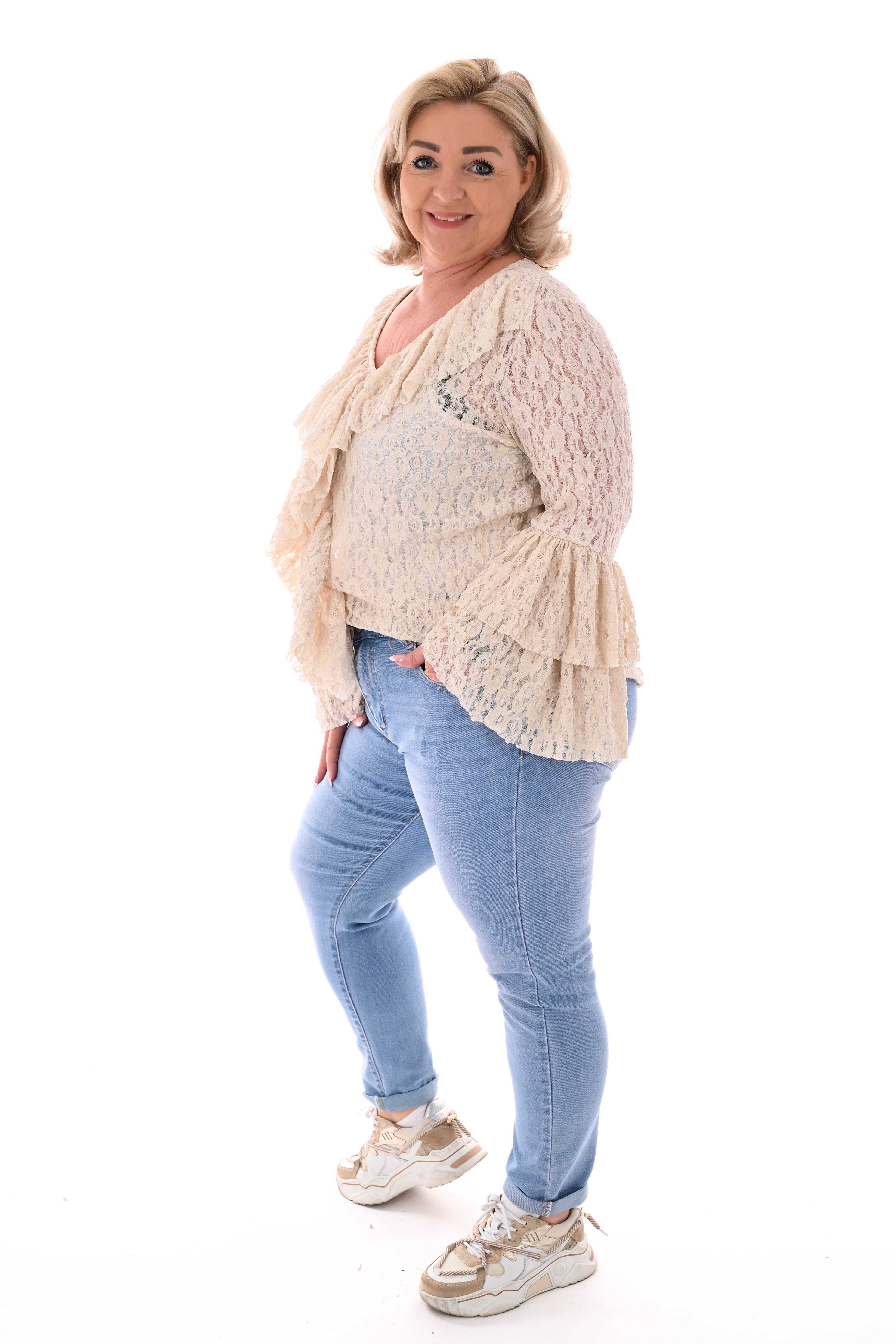 Kanten top 3/4e v-hals roezels beige