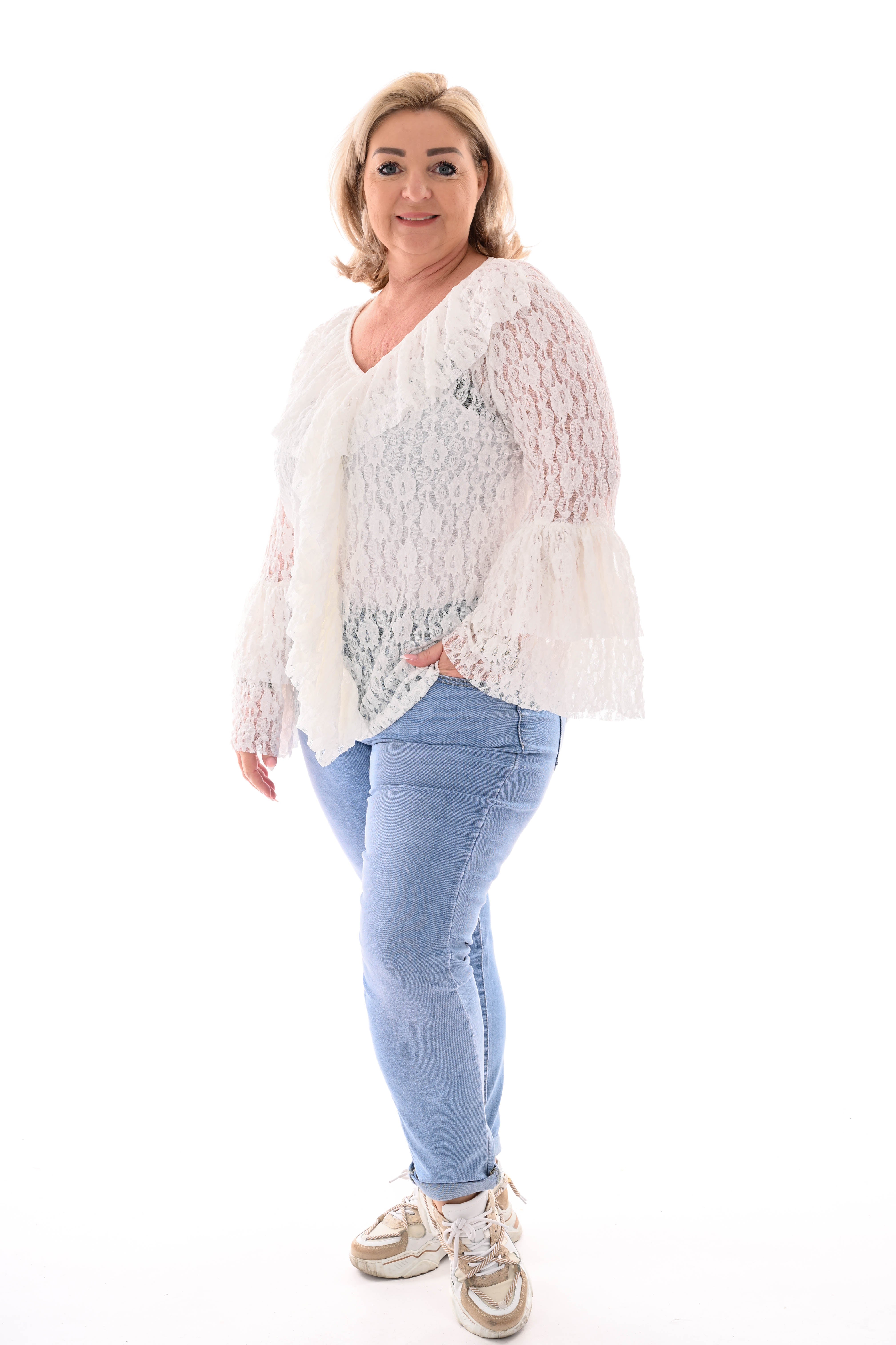 Kanten top 3/4e v-hals roezels roomwit