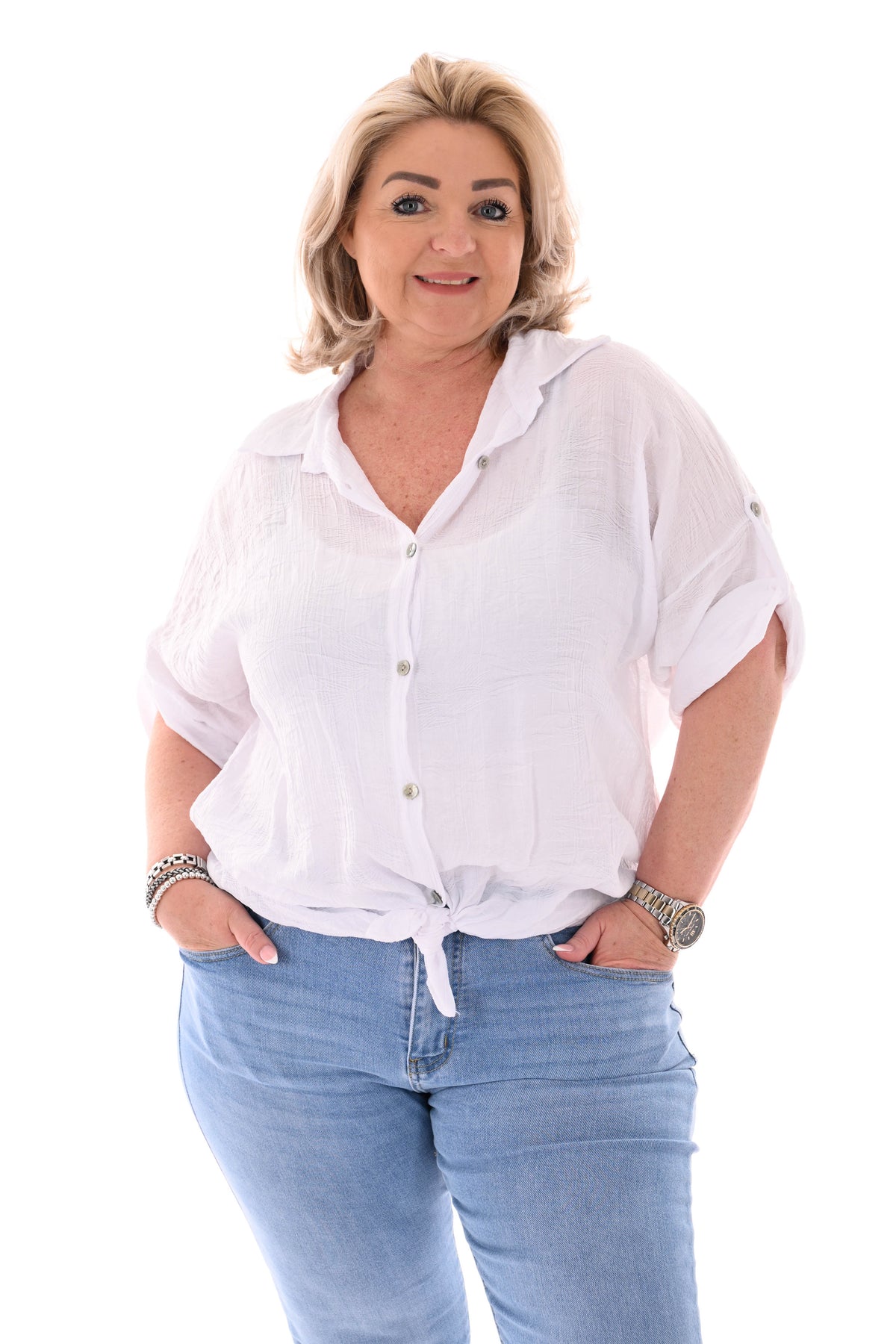 Doorknoop blouse met ophaalmouwen bloemen roomwit