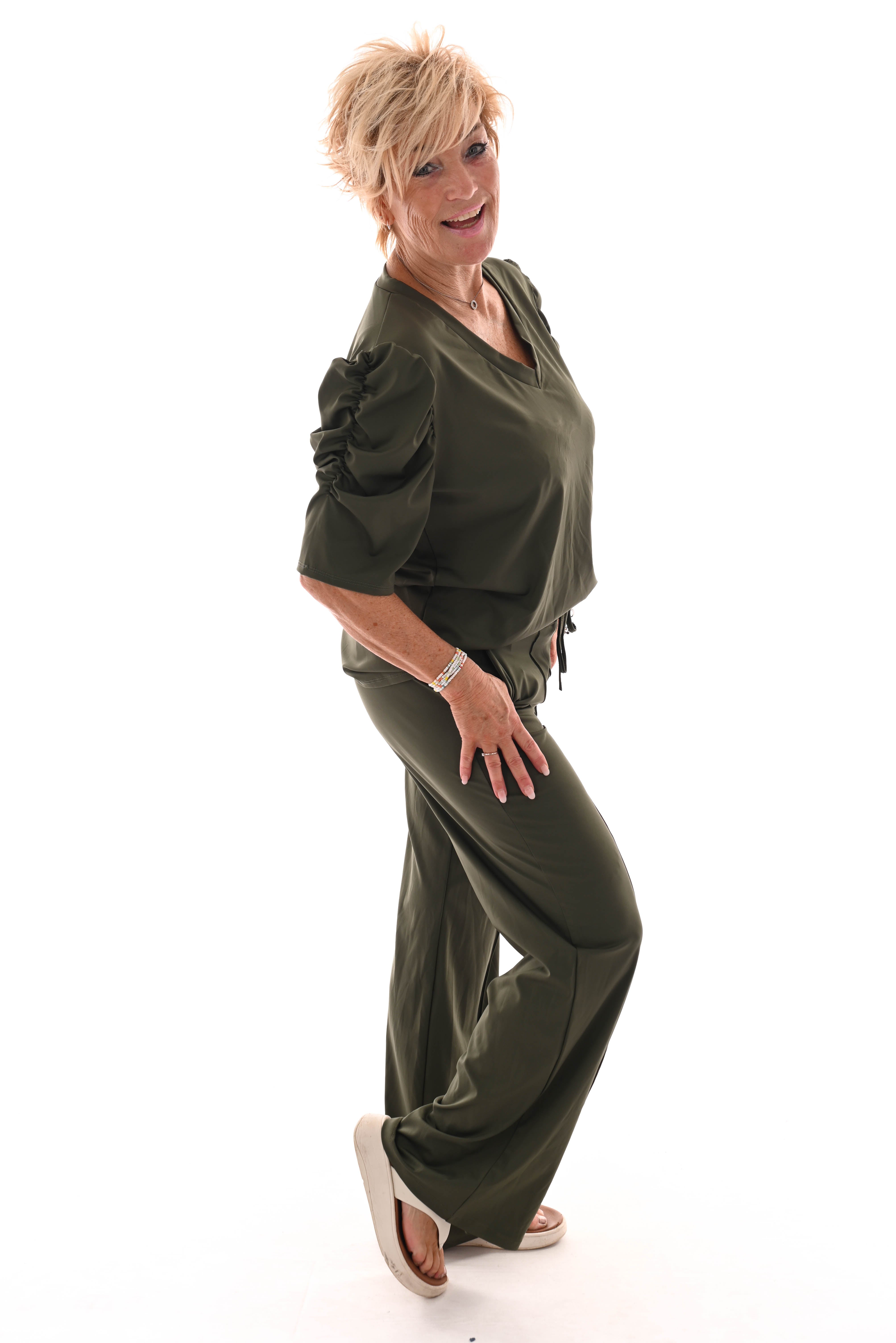 Tweedelig pak gedrapeerde korte mouwen olijf groen