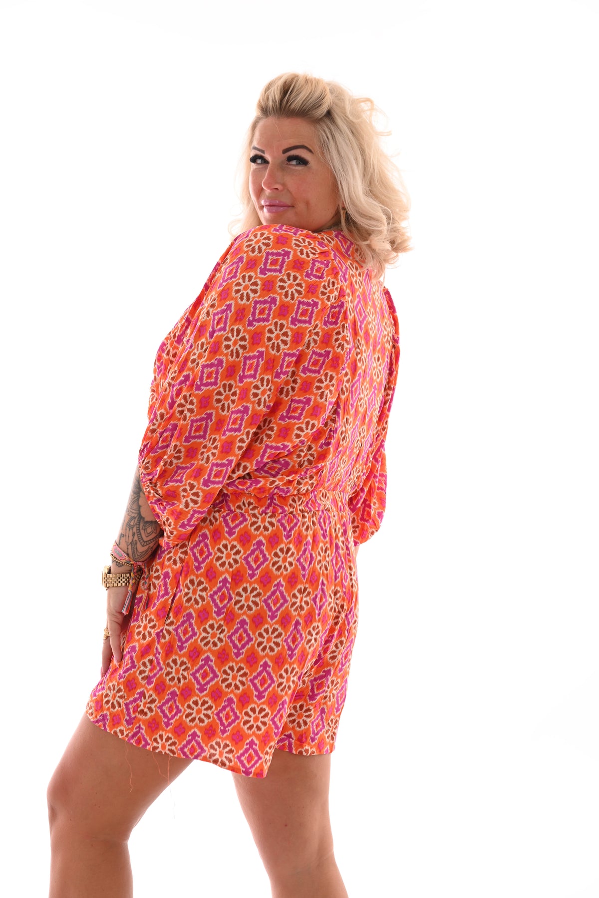 Playsuit v-hals kleine bloemen cyclaam