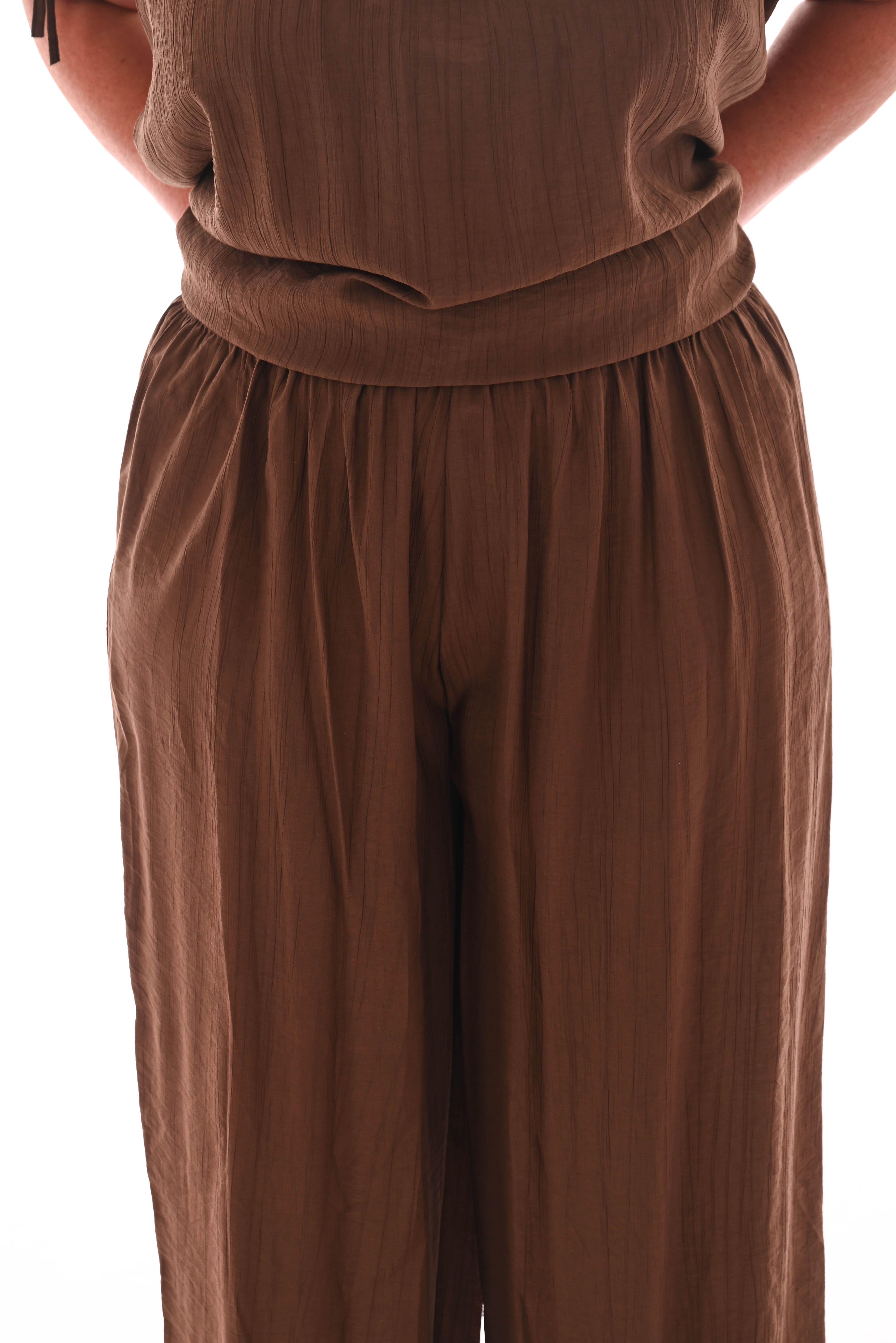 Tweedelig set crepe schouder detail bruin