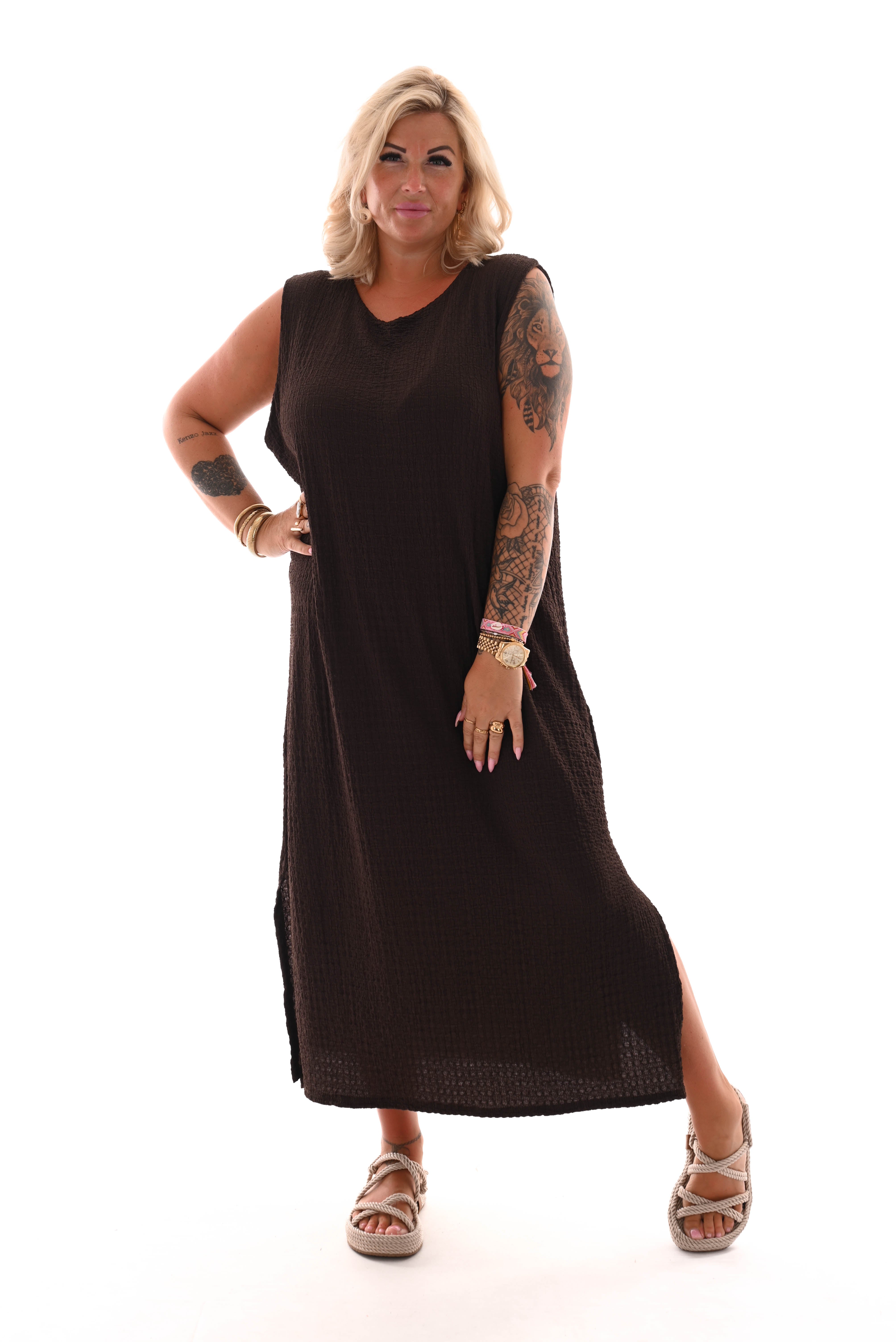 Lange jurk mouwloos crepe bruin