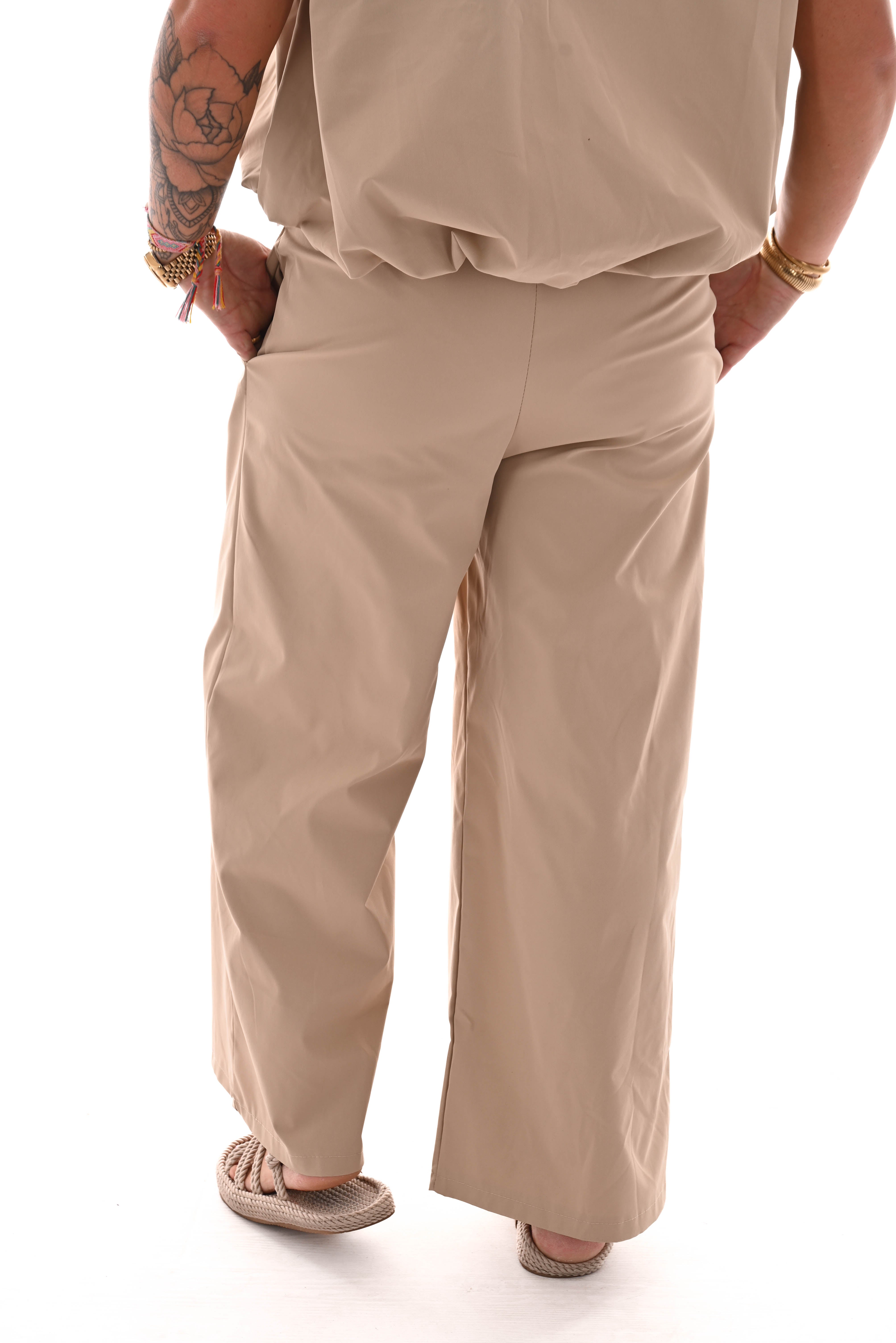 wijde broek uni elastieken band beige