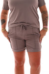 Travel short met bies strepen taupe
