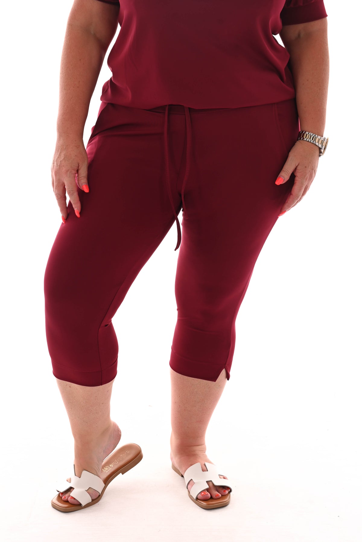 Travel broek capri met aantrekkoord uni bordeaux