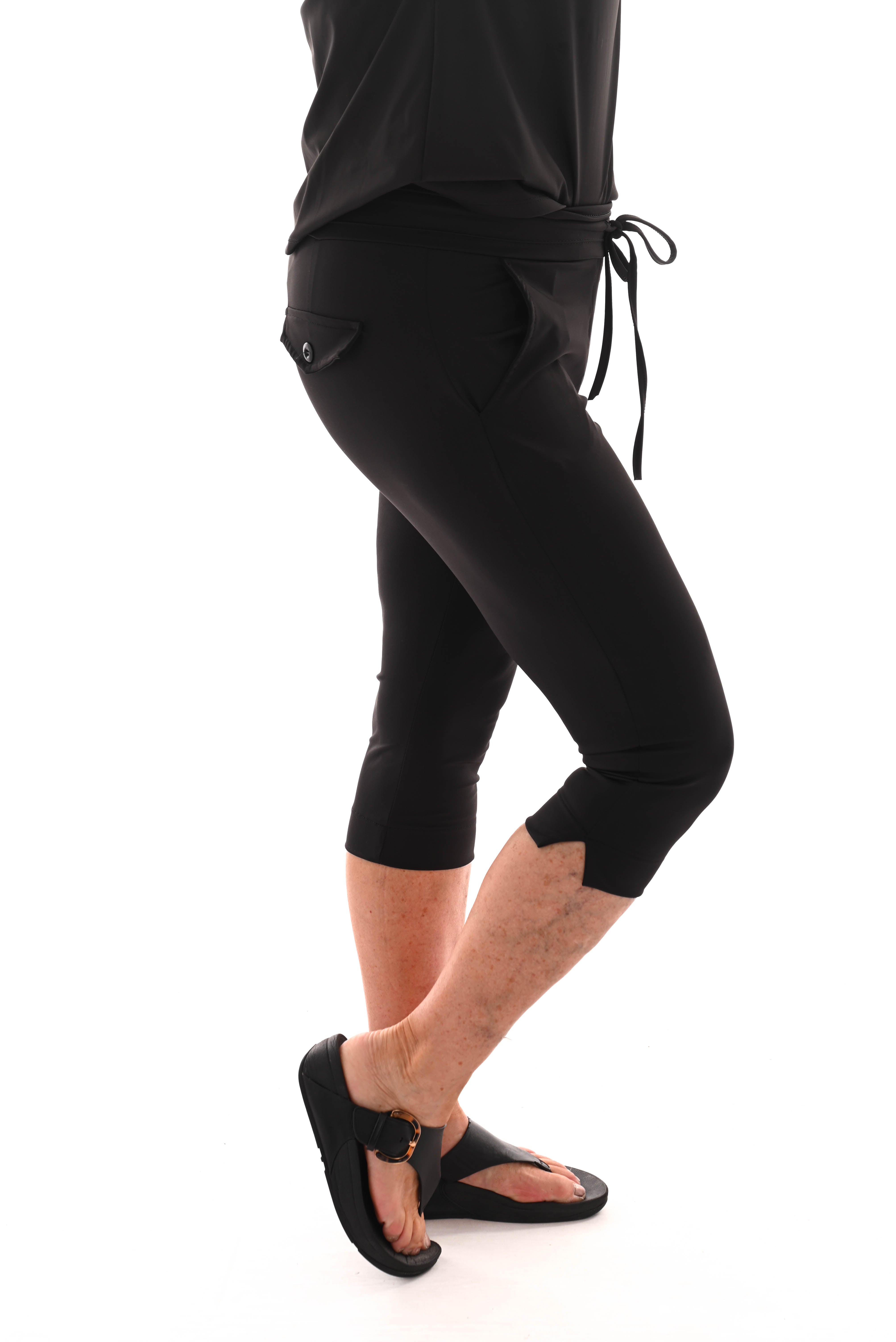 Travel broek capri met aantrekkoord uni zwart
