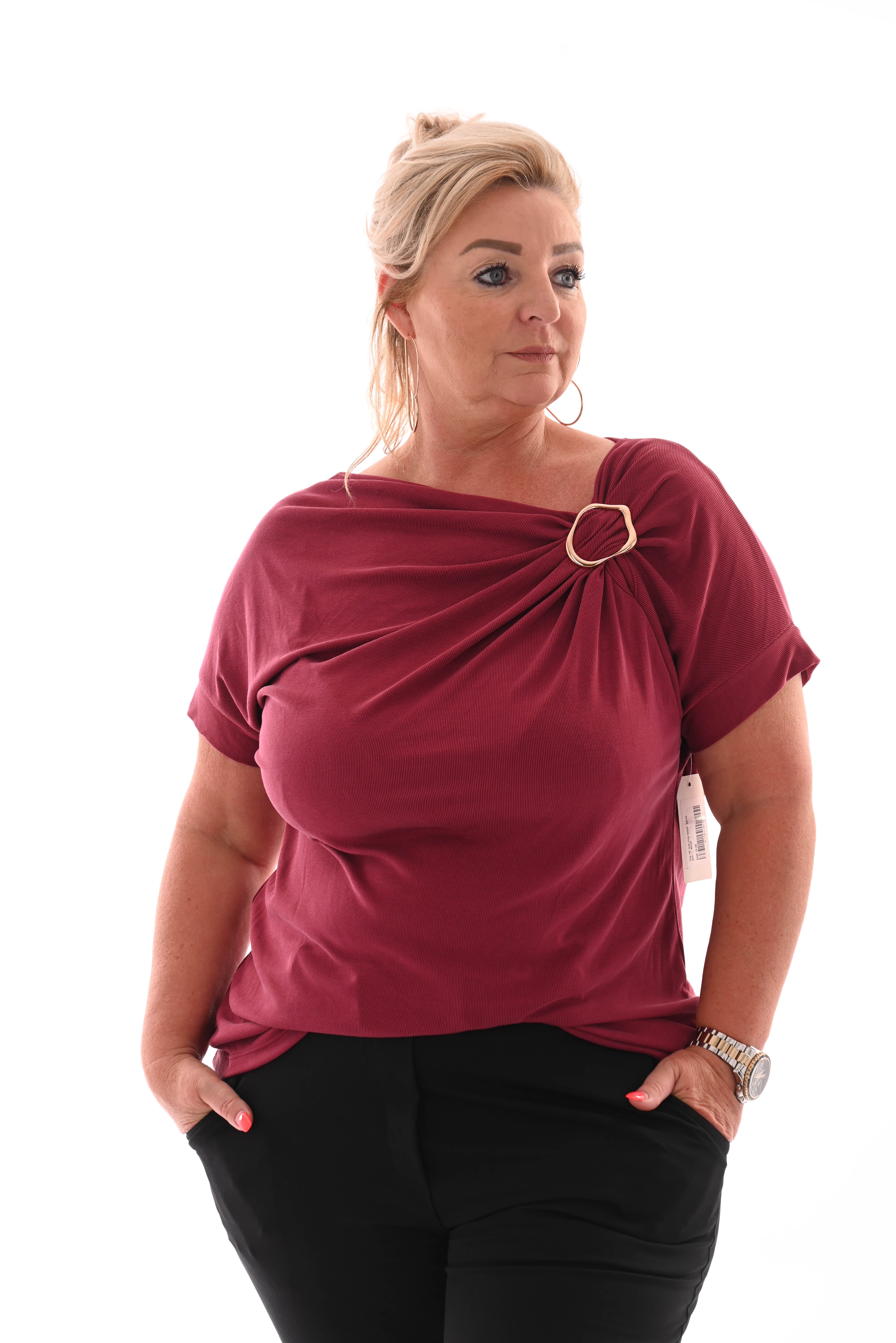 Top rib met ring detail  bordeaux