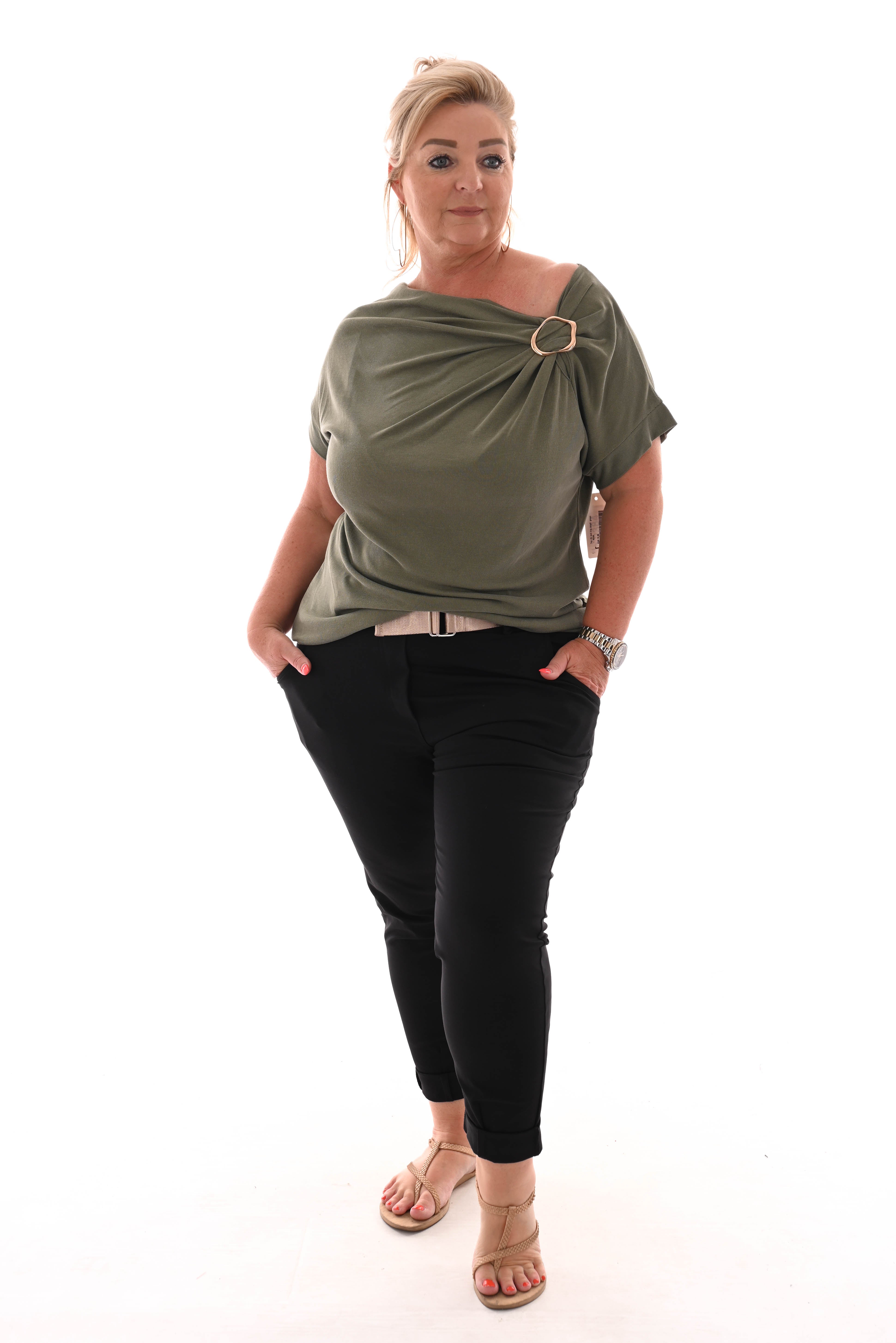 Top rib met ring detail  groen