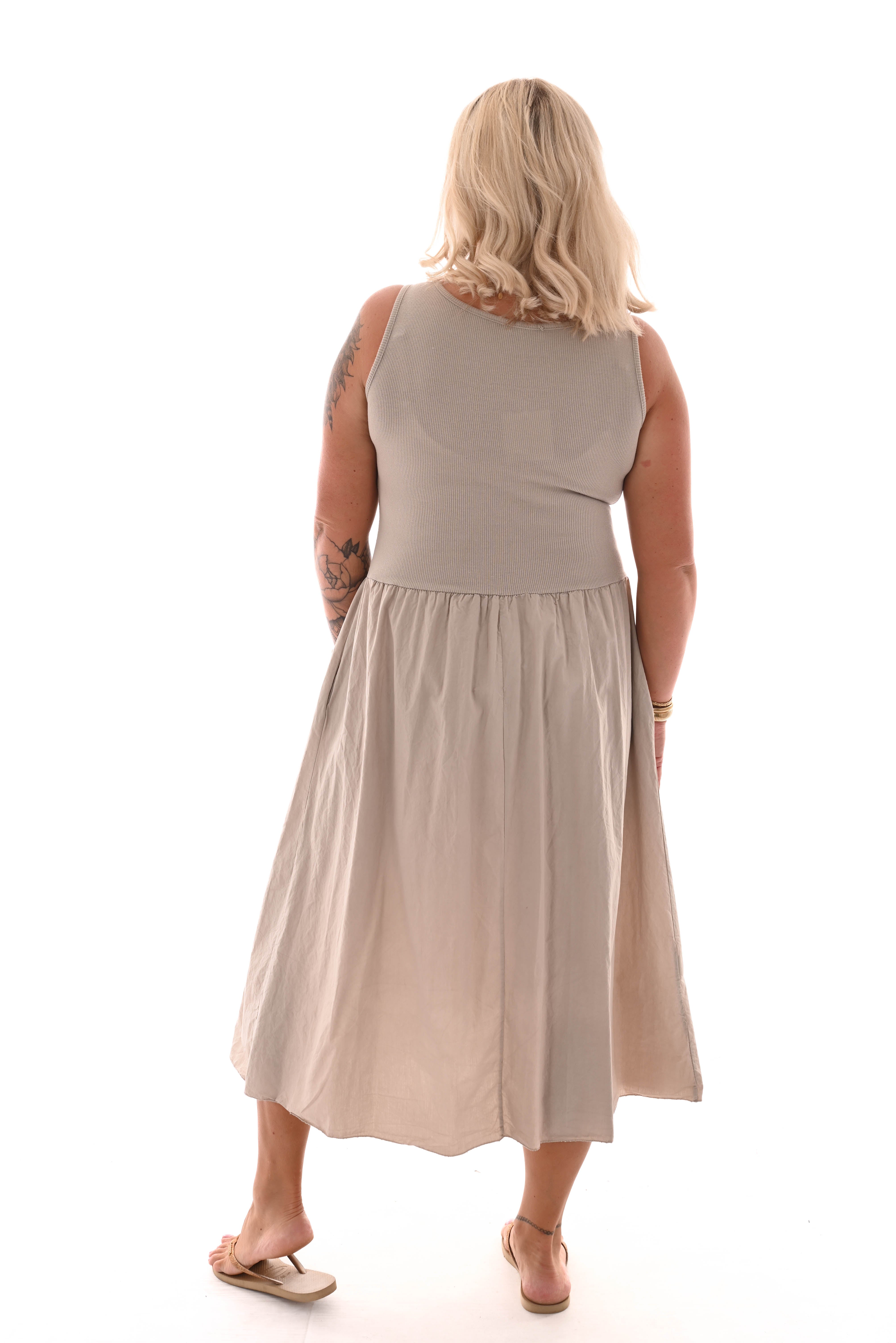Jurk lang beige