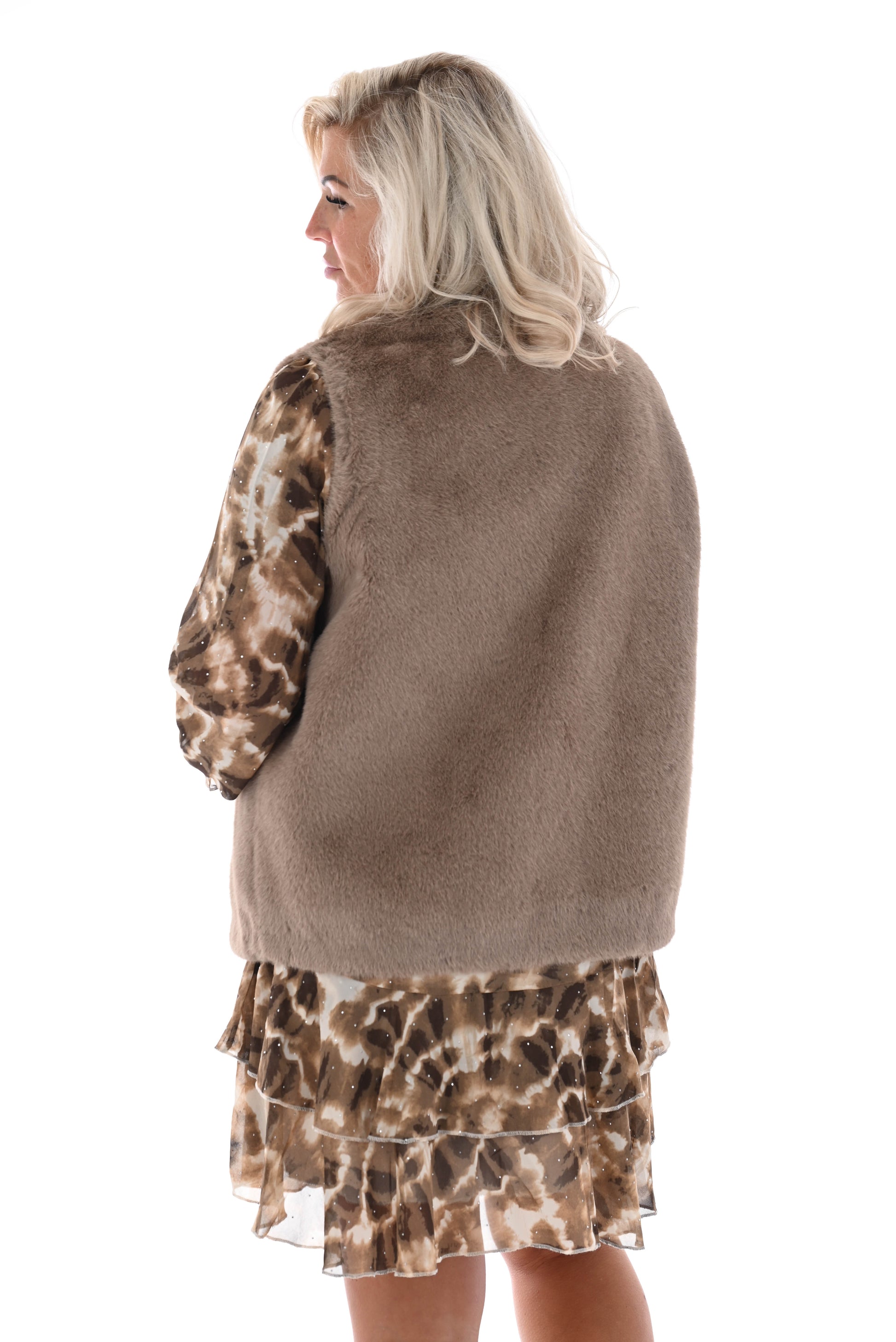 Gilet faux fur gouden knopen taupe