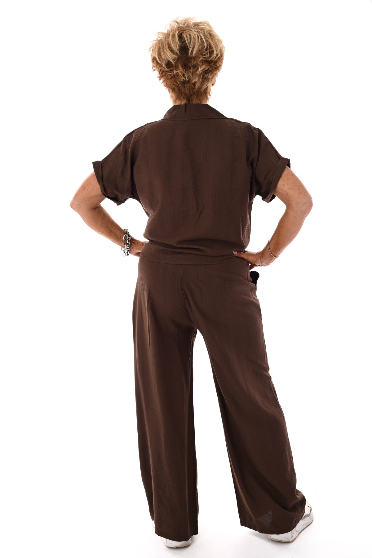 Tweedelig set doorknoop blouse bruin