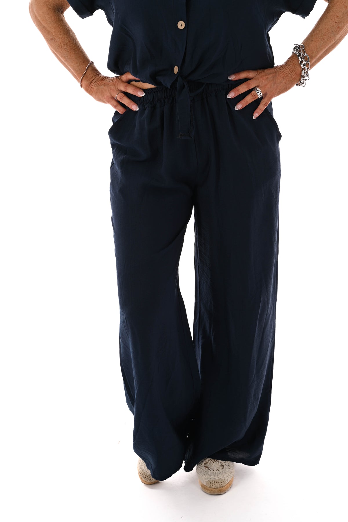 Tweedelig set doorknoop blouse marineblauw