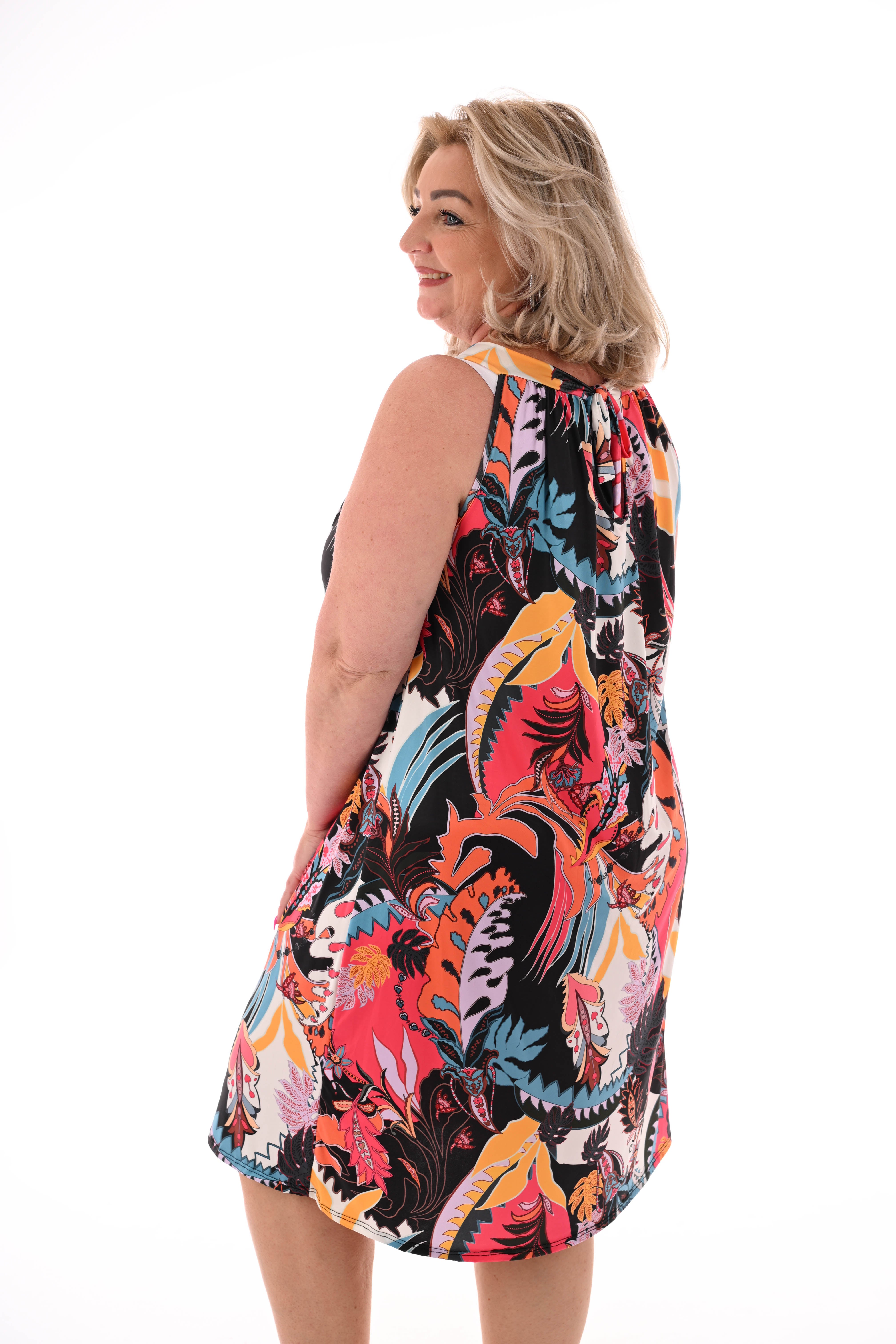 Halter jurk print bloemblad zwart/koraal